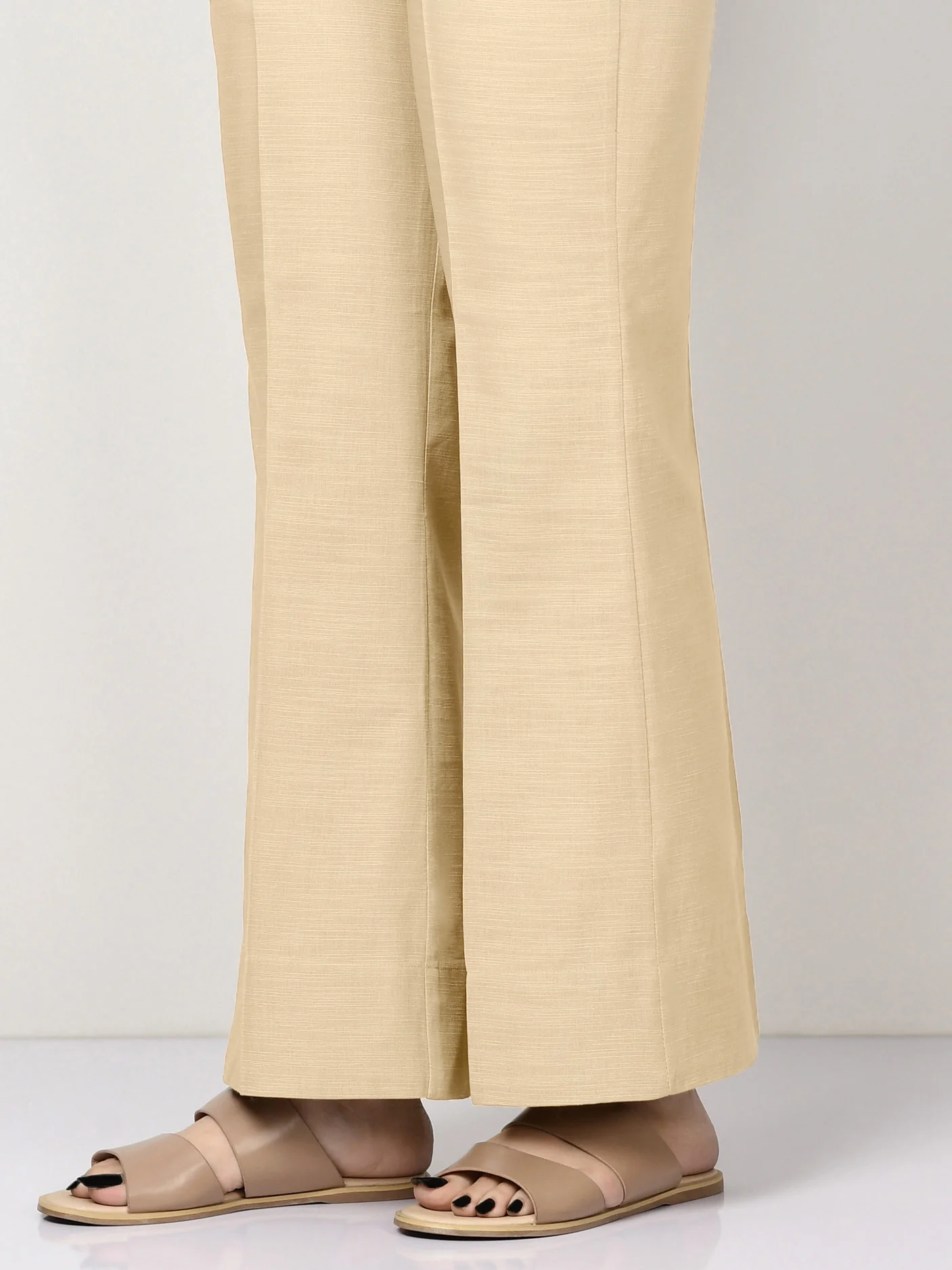 Plain Khaddar Trouser - Image 4