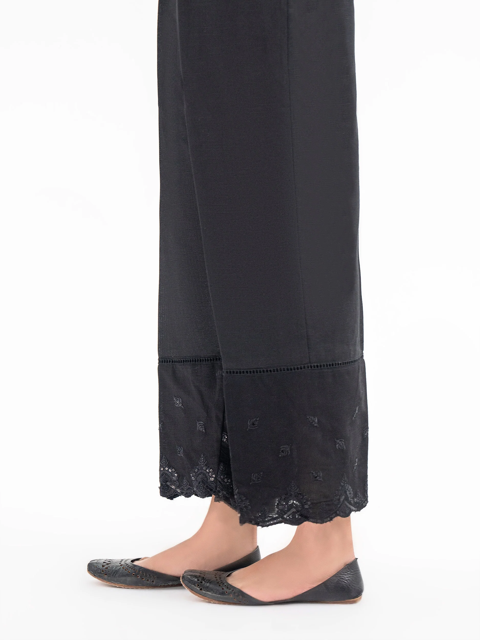Khaddar Trouser-Embroidered (Pret) - Image 4