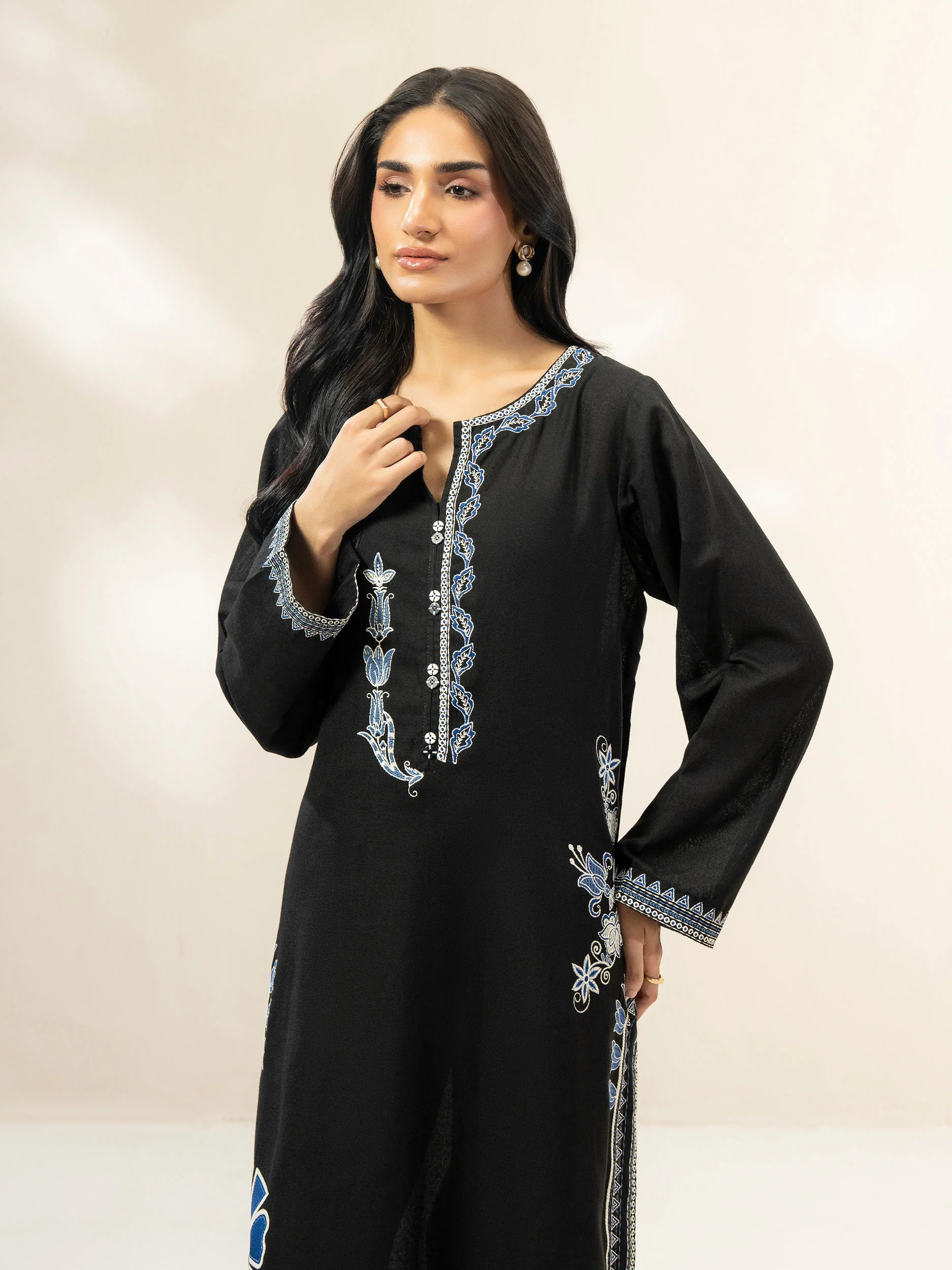 Karandi Shirt-Embroidered (Pret) - Image 4
