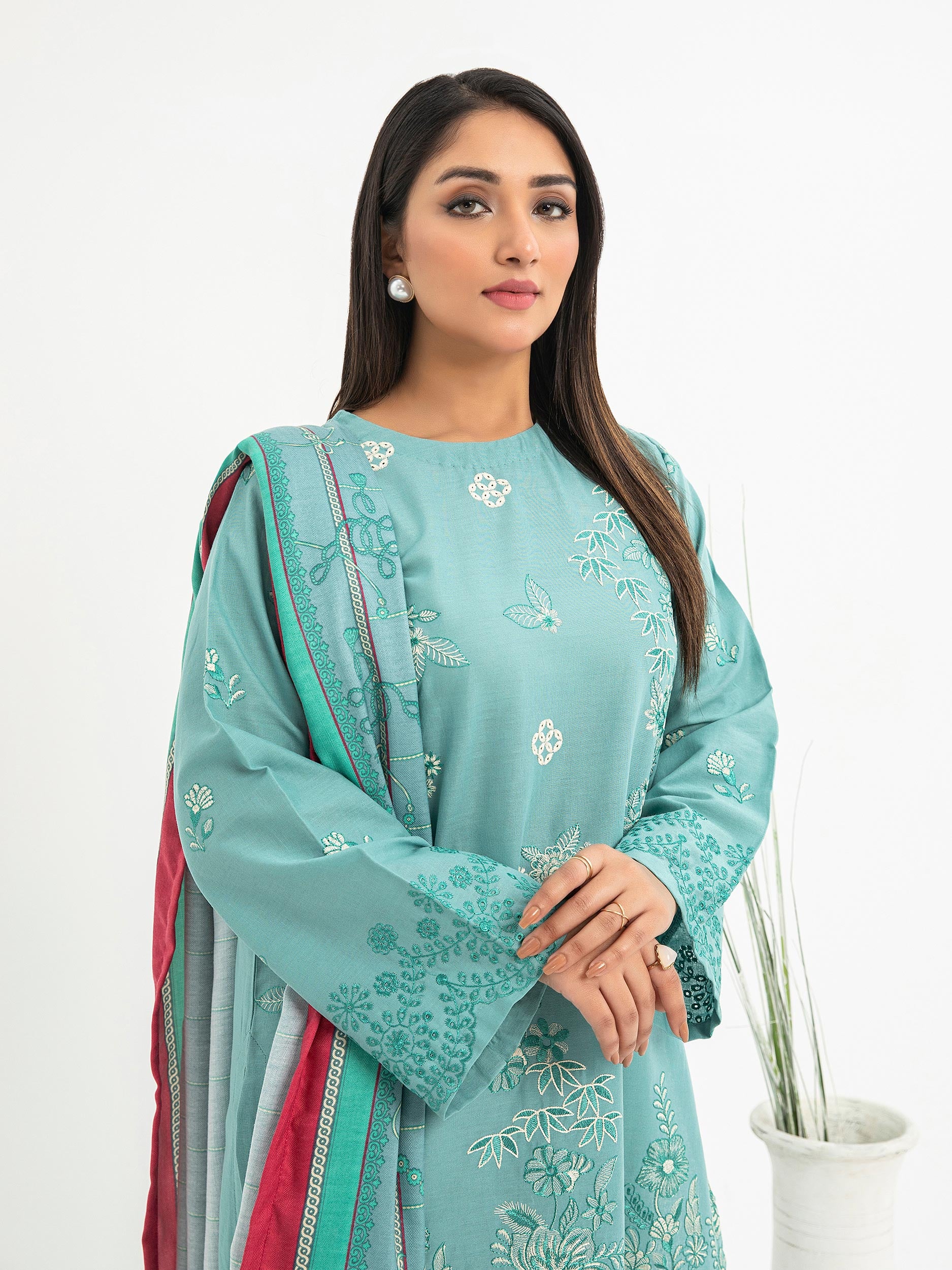 2 Piece Khaddar Suit-Embroidered (Pret) - Image 3