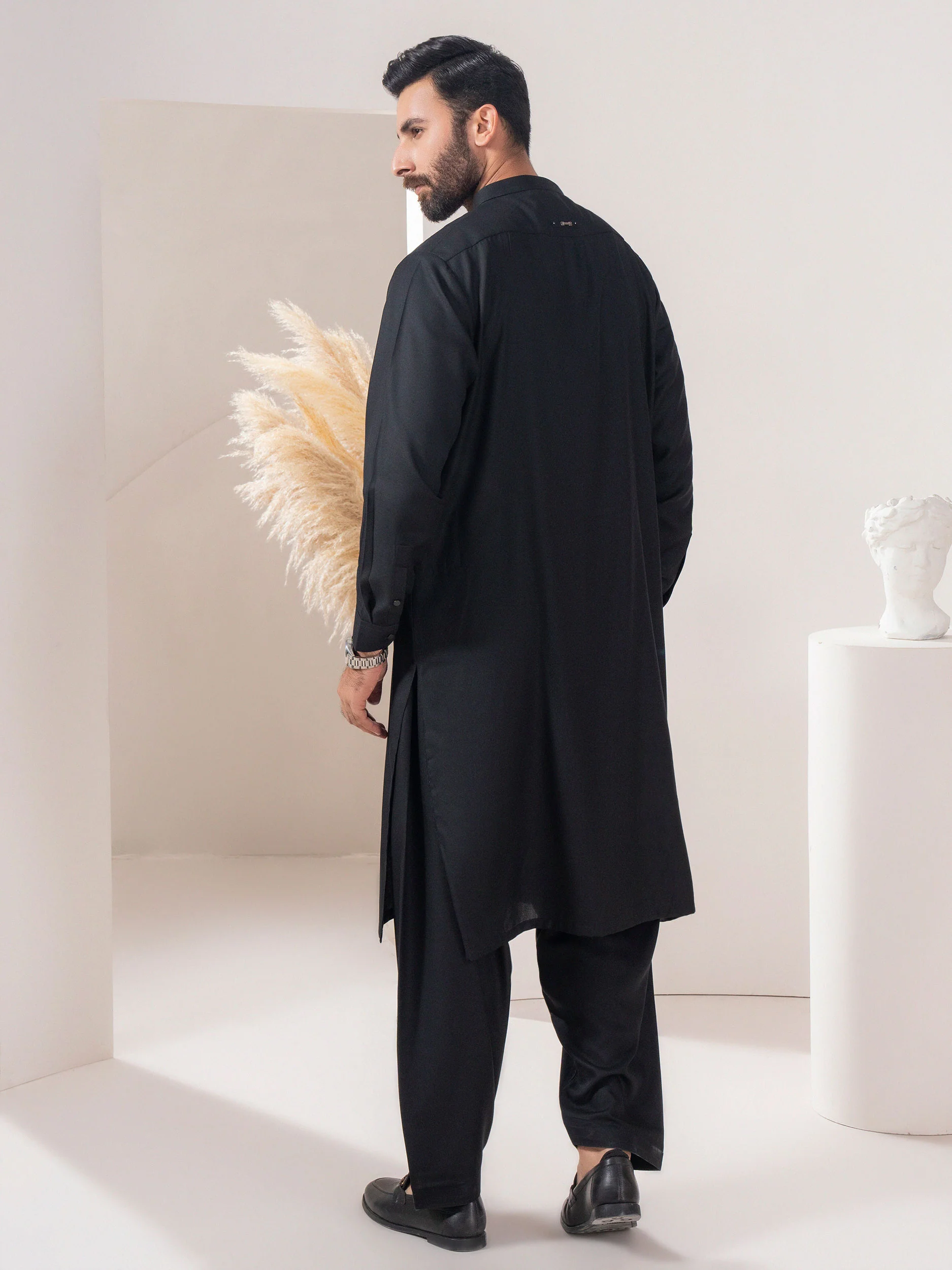 Crepe Suit - Image 5