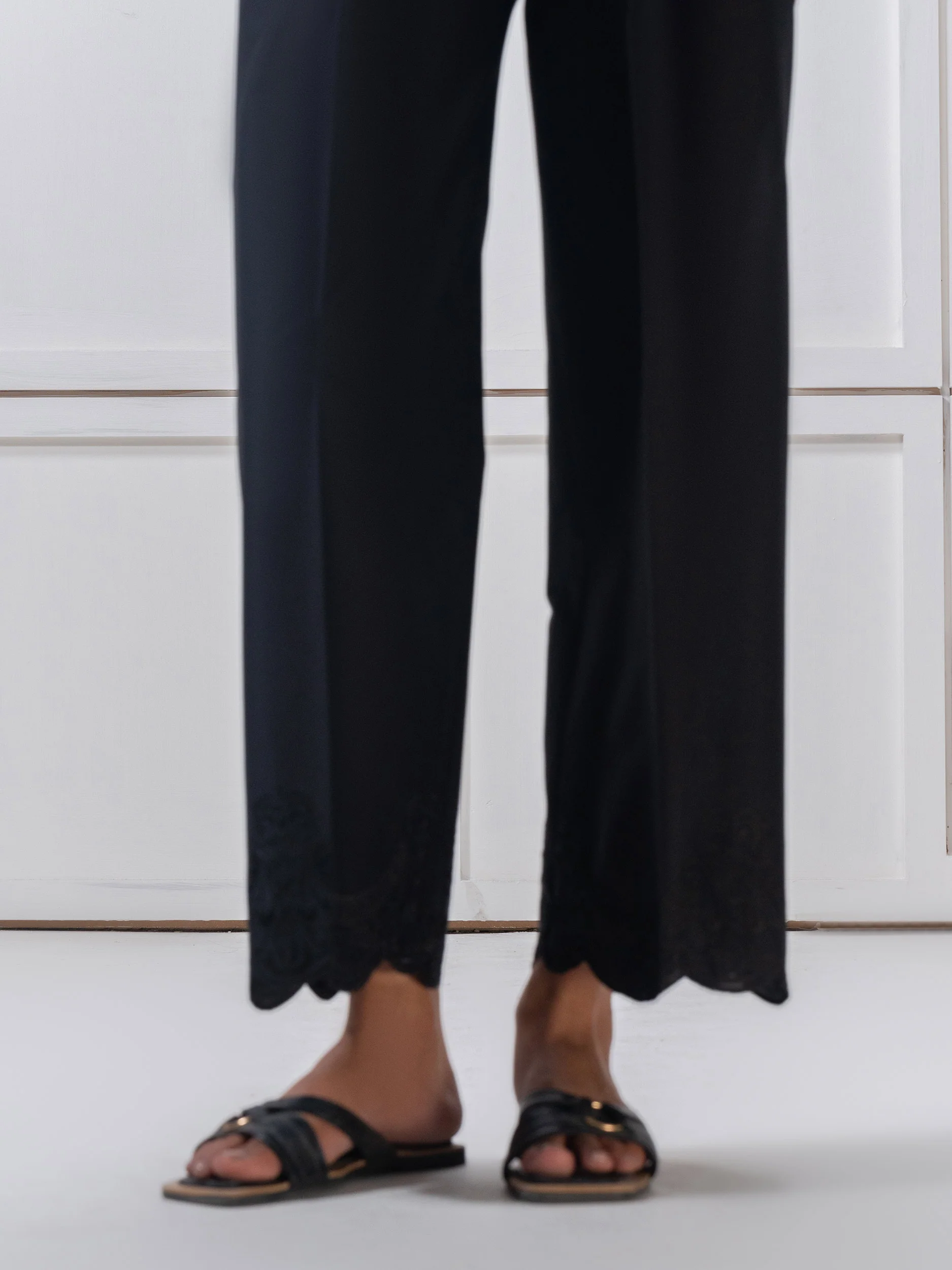 Lawn Trouser-Embroidered (Pret) - Image 3