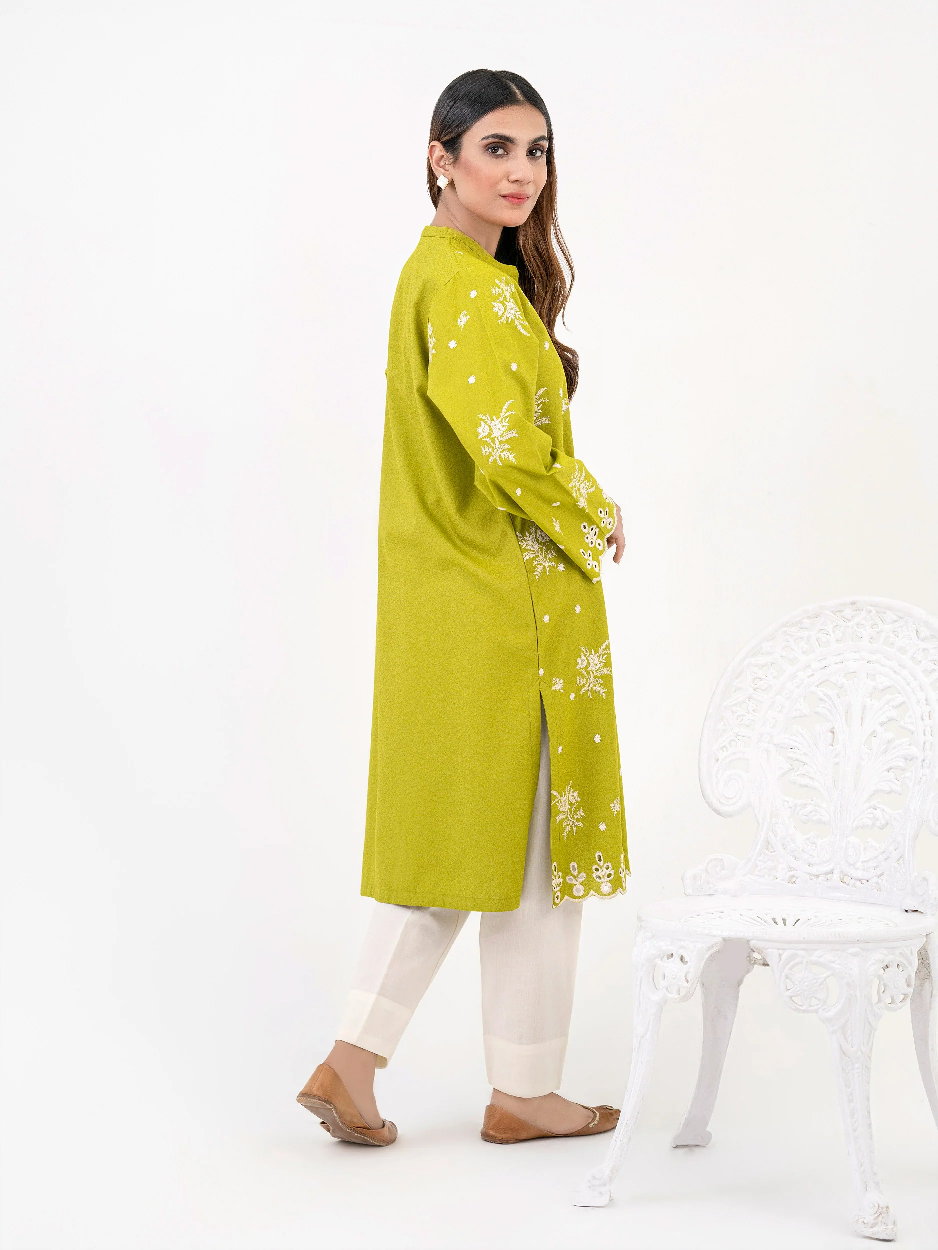 Karandi Shirt-Embroidered (Pret) - Image 4
