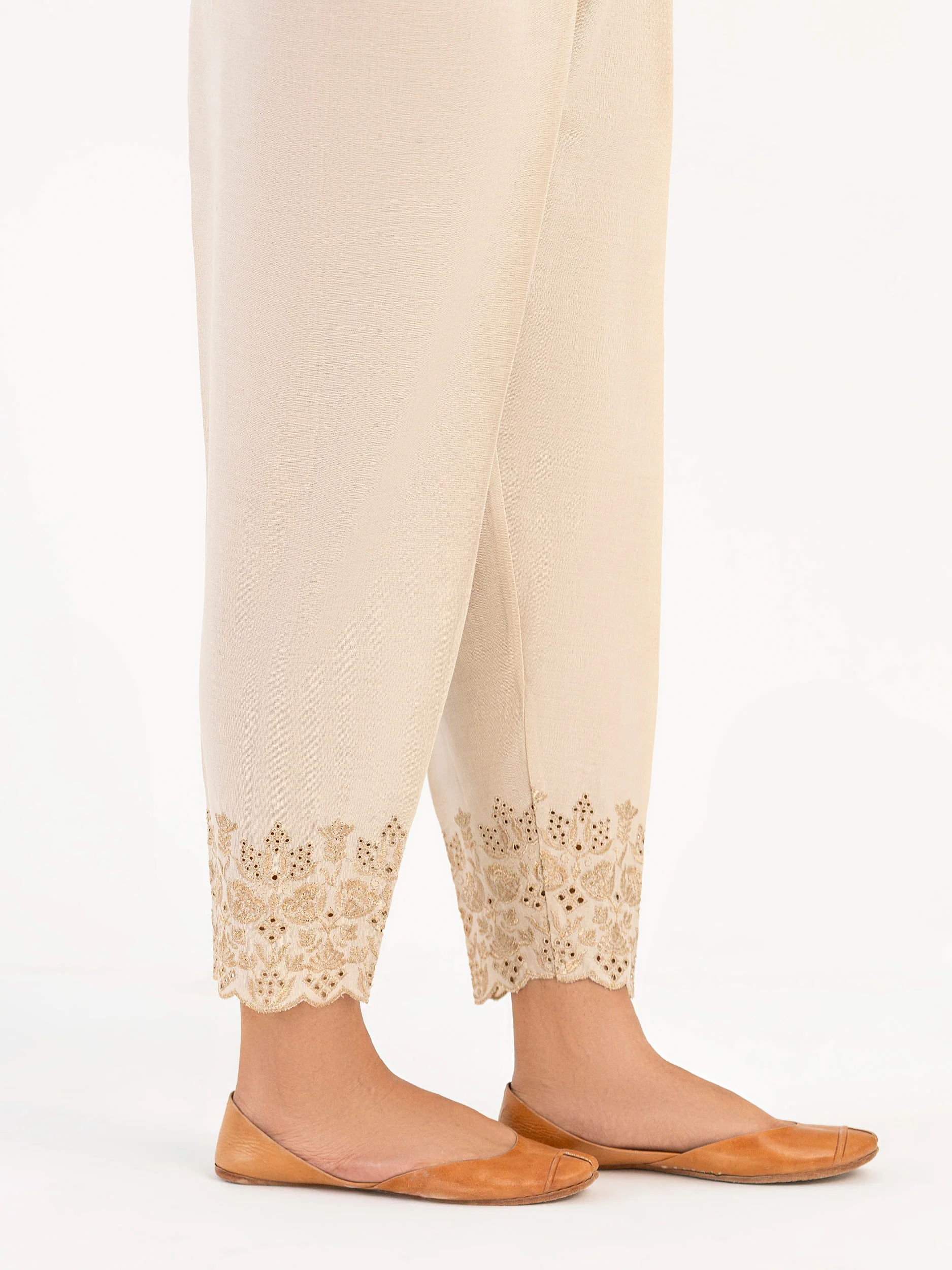Khaddar Trouser- Embroidered (Pret) - Image 4