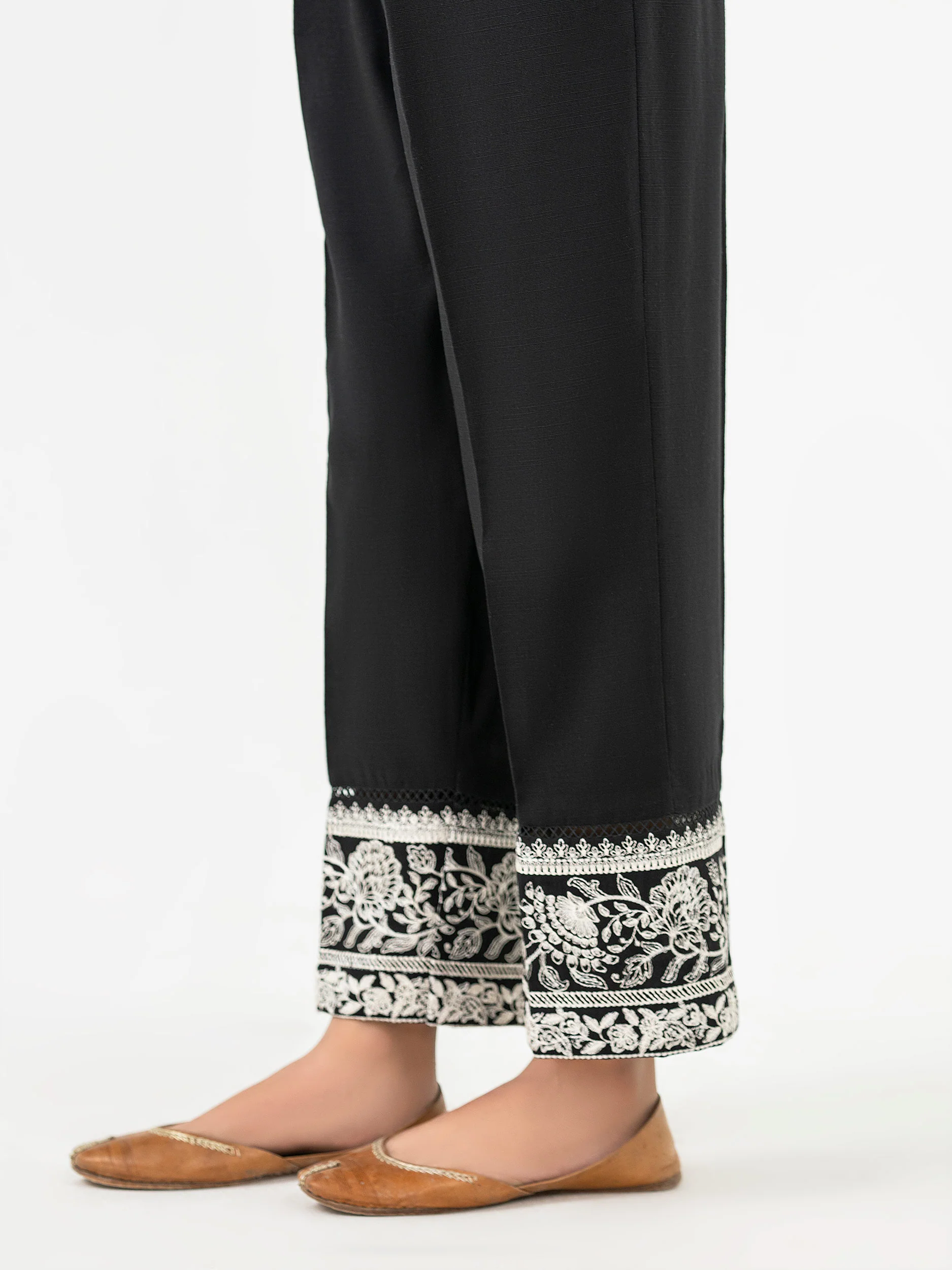 Khaddar Trouser-Embroidered (Pret) - Image 4