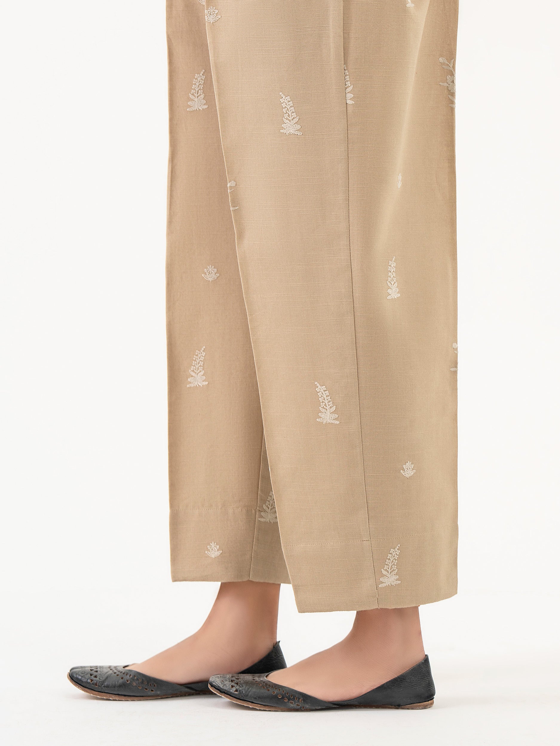 Khaddar Trouser-Embroidered (Pret) - Image 4