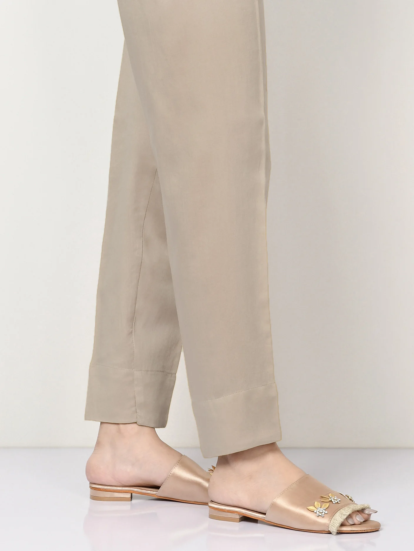 Khaddar Trouser (Pret) - Image 3