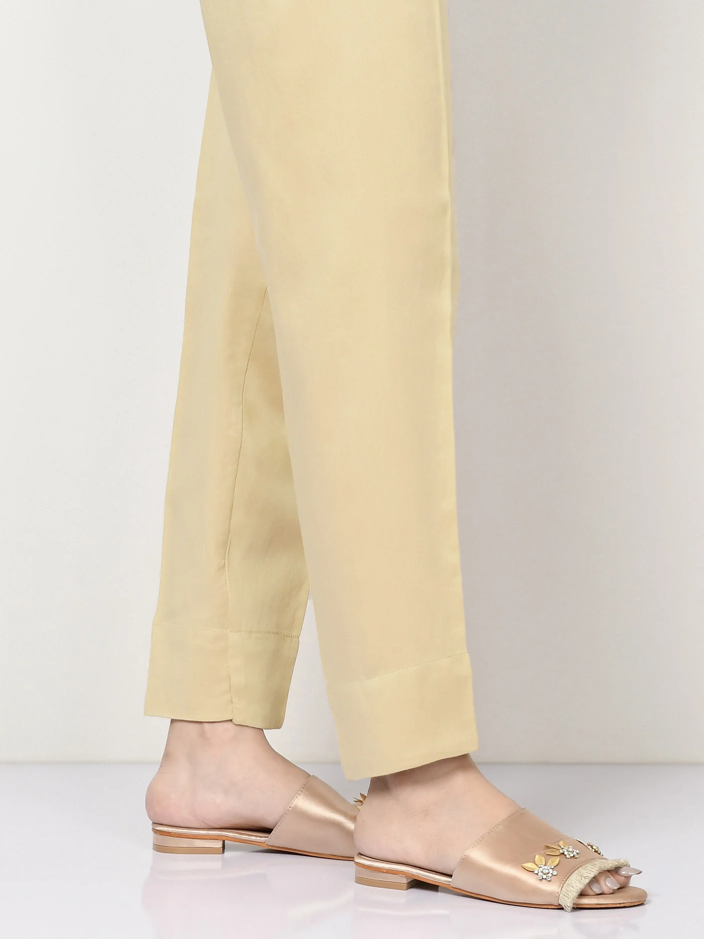 Khaddar Trouser (Pret) - Image 2