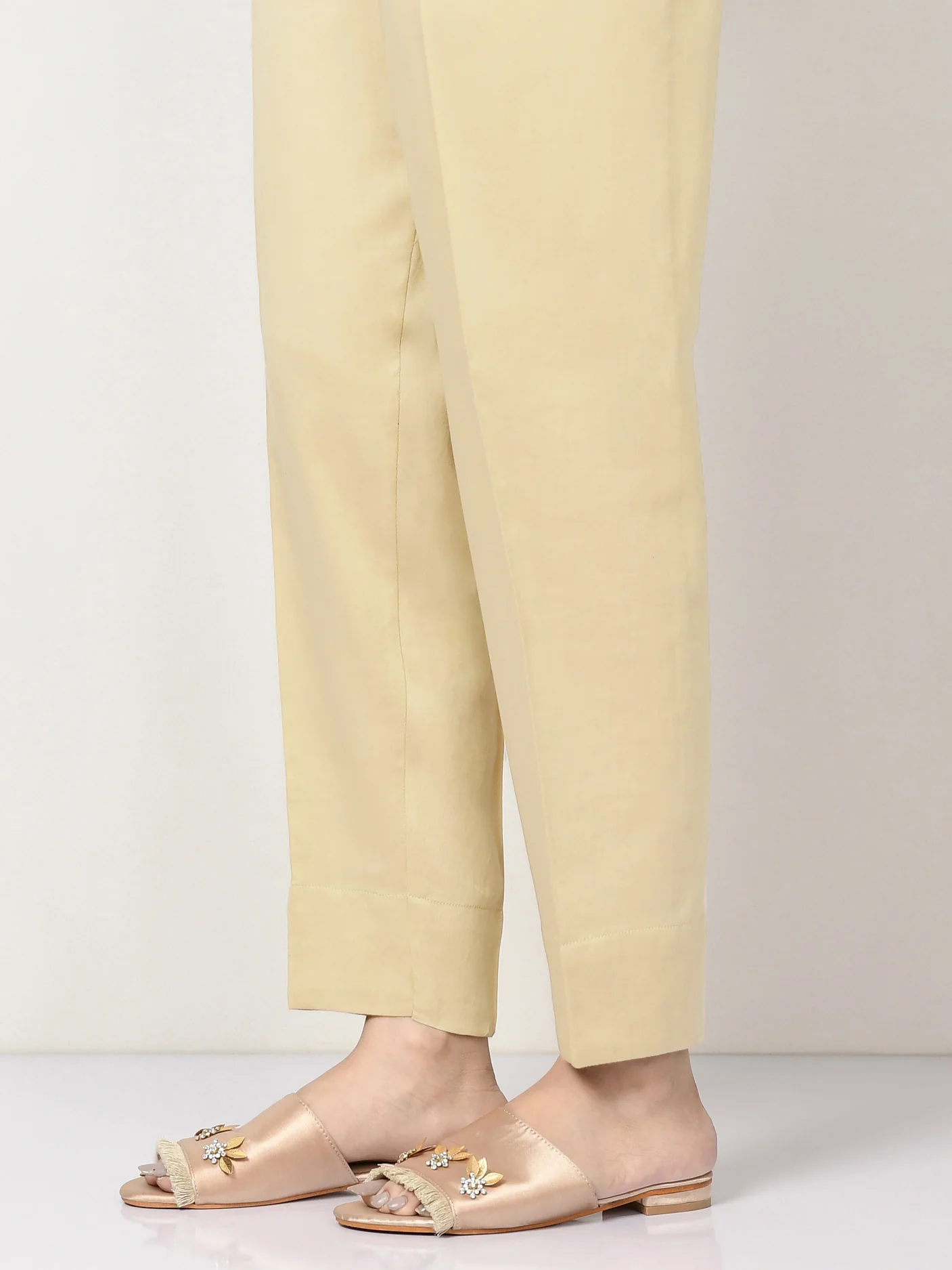 Khaddar Trouser (Pret) - Image 4