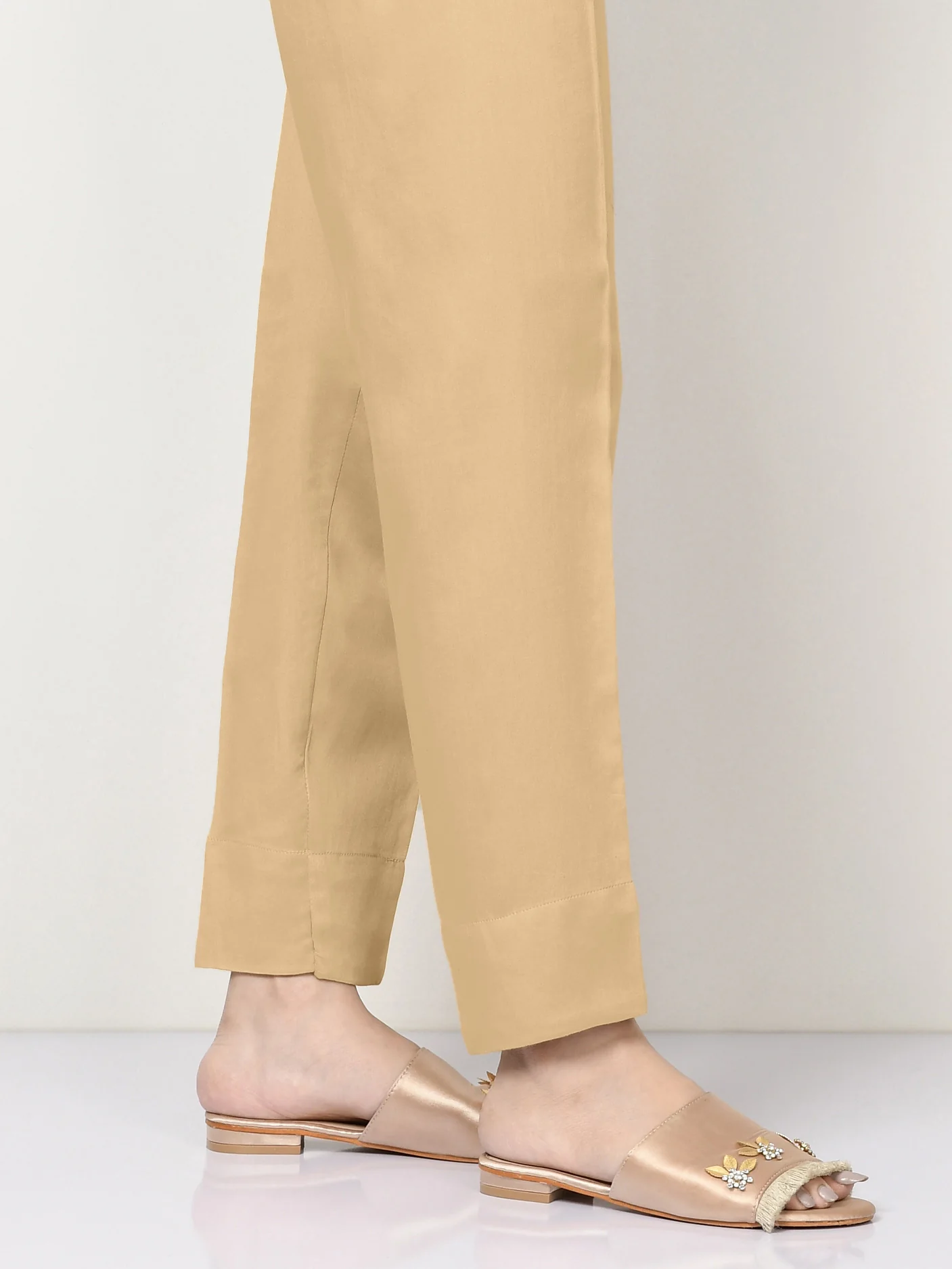 Khaddar Trouser (Pret) - Image 2
