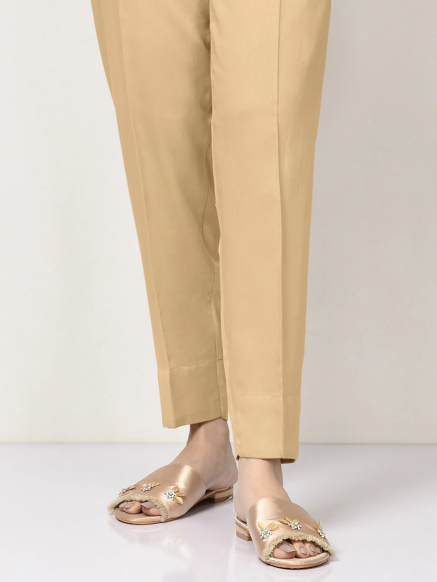Khaddar Trouser (Pret) - Image 4