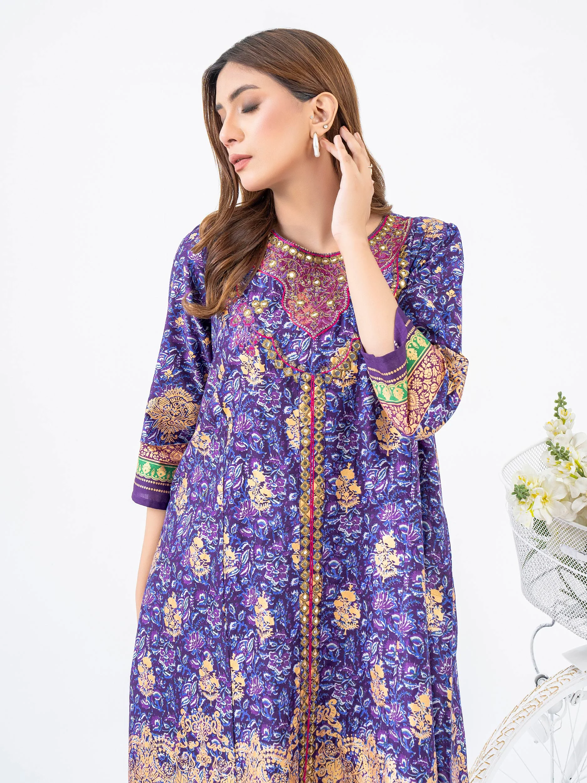 Cambric Pishwas-Embroidered (Pret) - Image 2