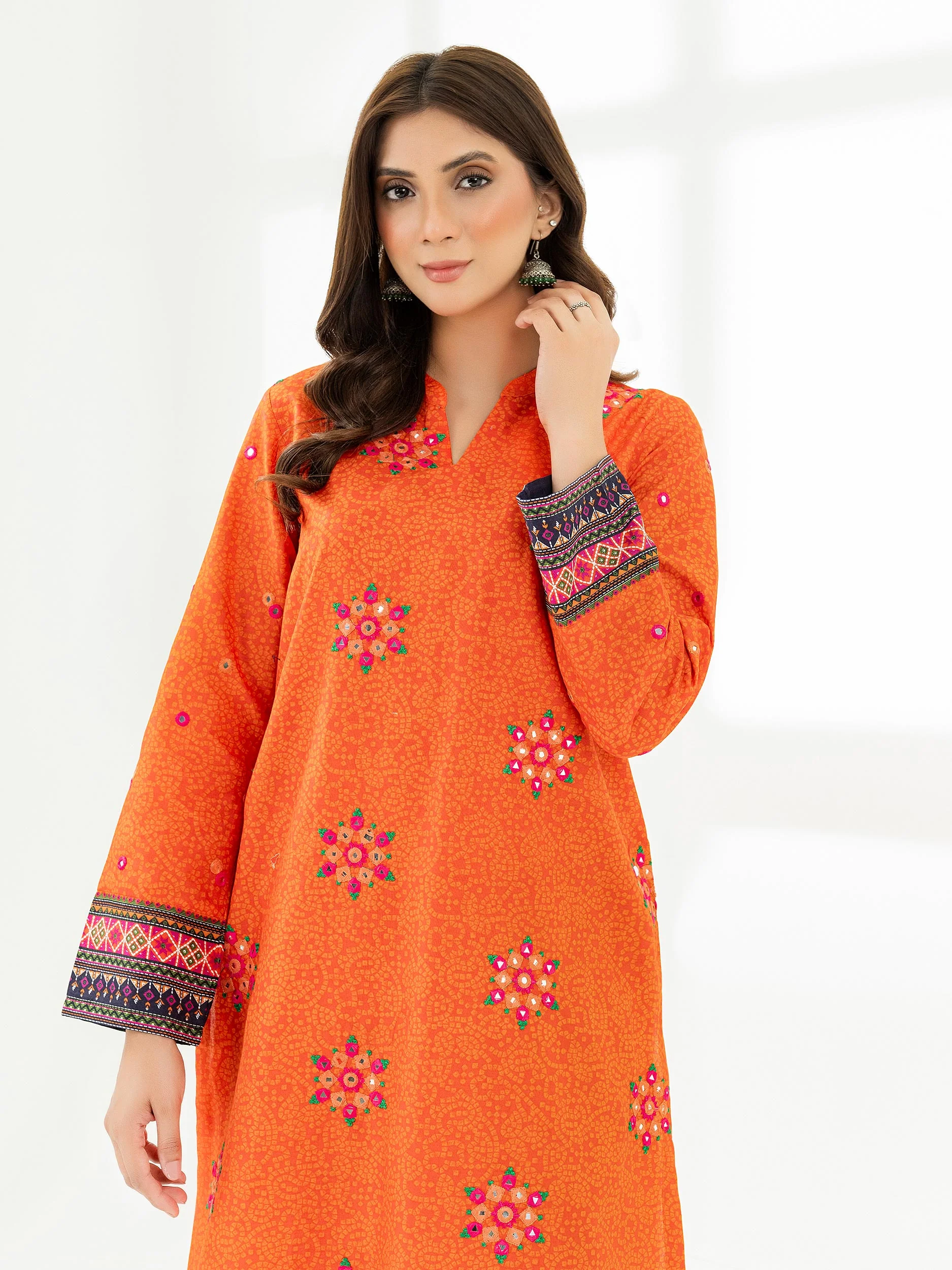 2 Piece Lawn Suit-Embroidered (Pret) - Image 4