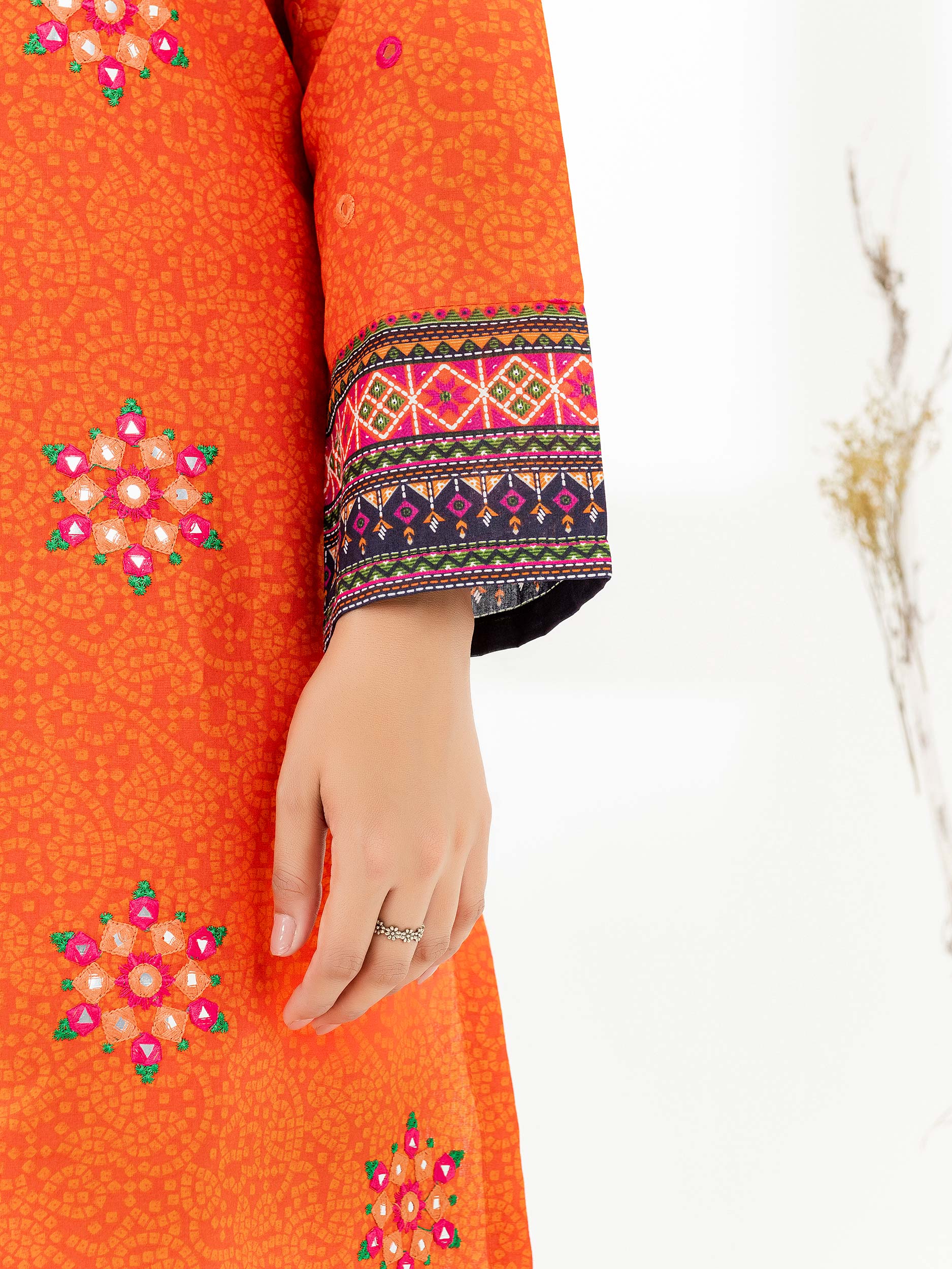 2 Piece Lawn Suit-Embroidered (Pret) - Image 6