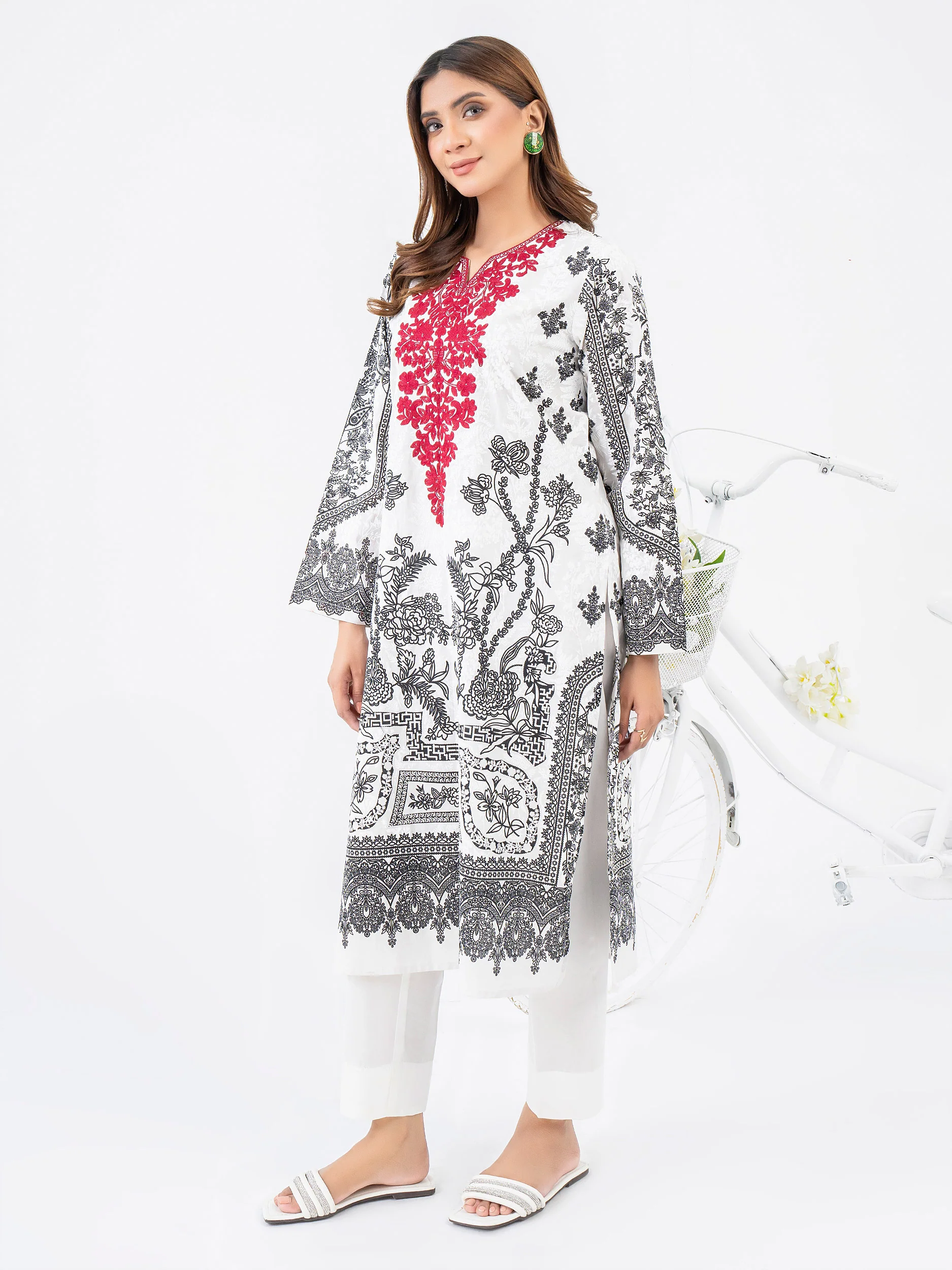Lawn Shirt-Embroidered (Pret) - Image 3