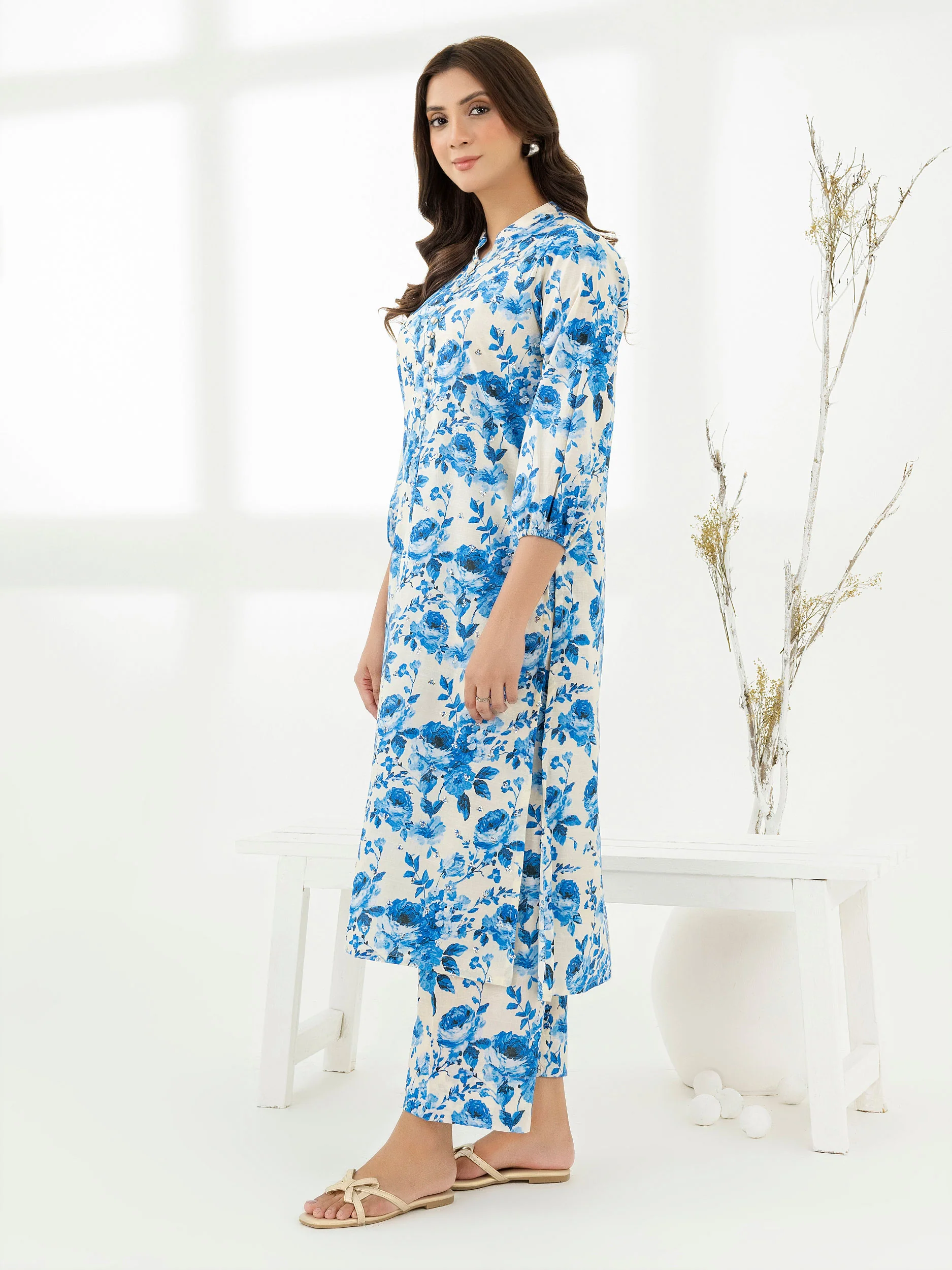 2 Piece Lawn Suit-Embroidered (Pret) - Image 3