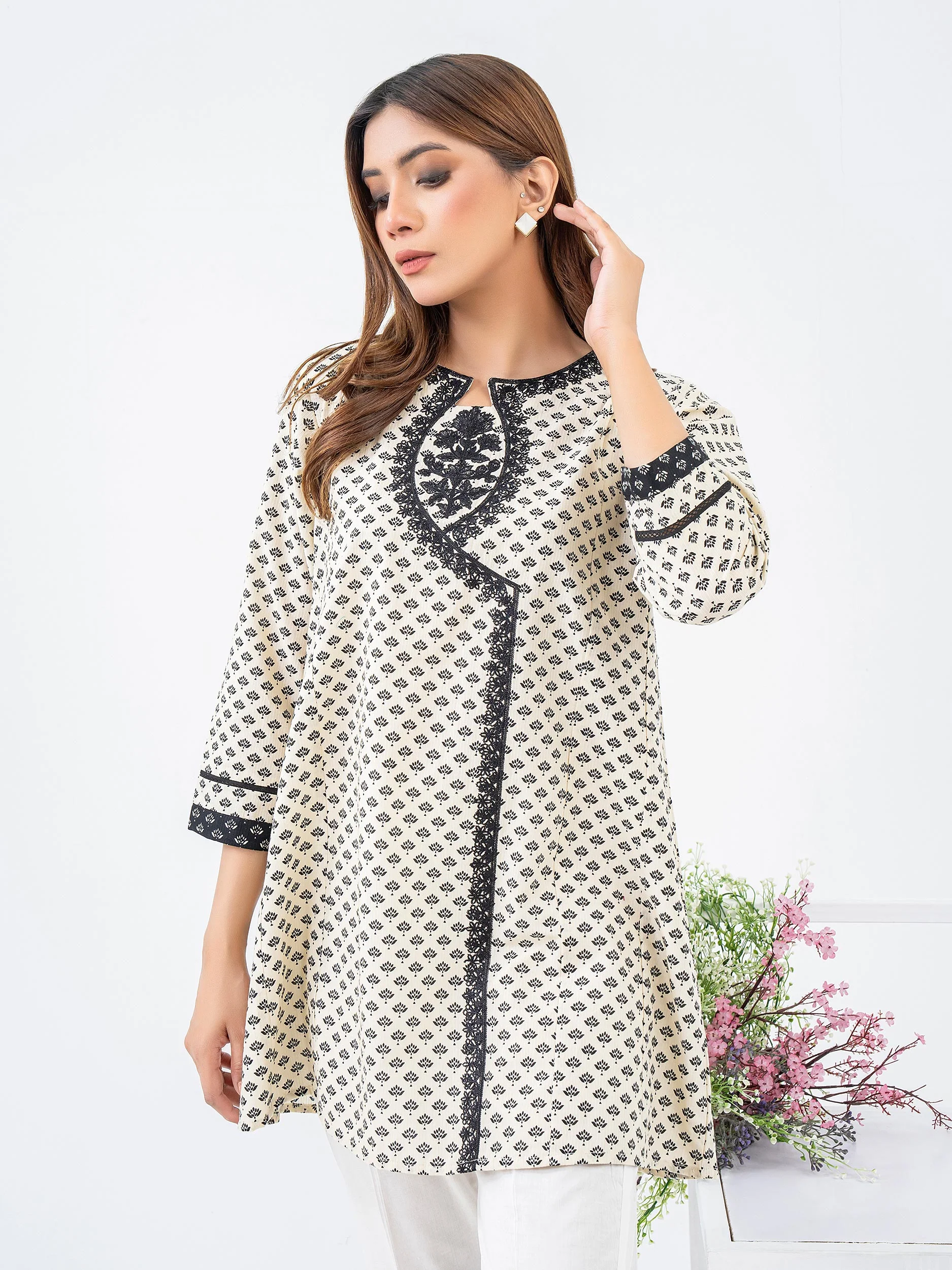 Lawn Kurti-Embroidered (Pret) - Image 2