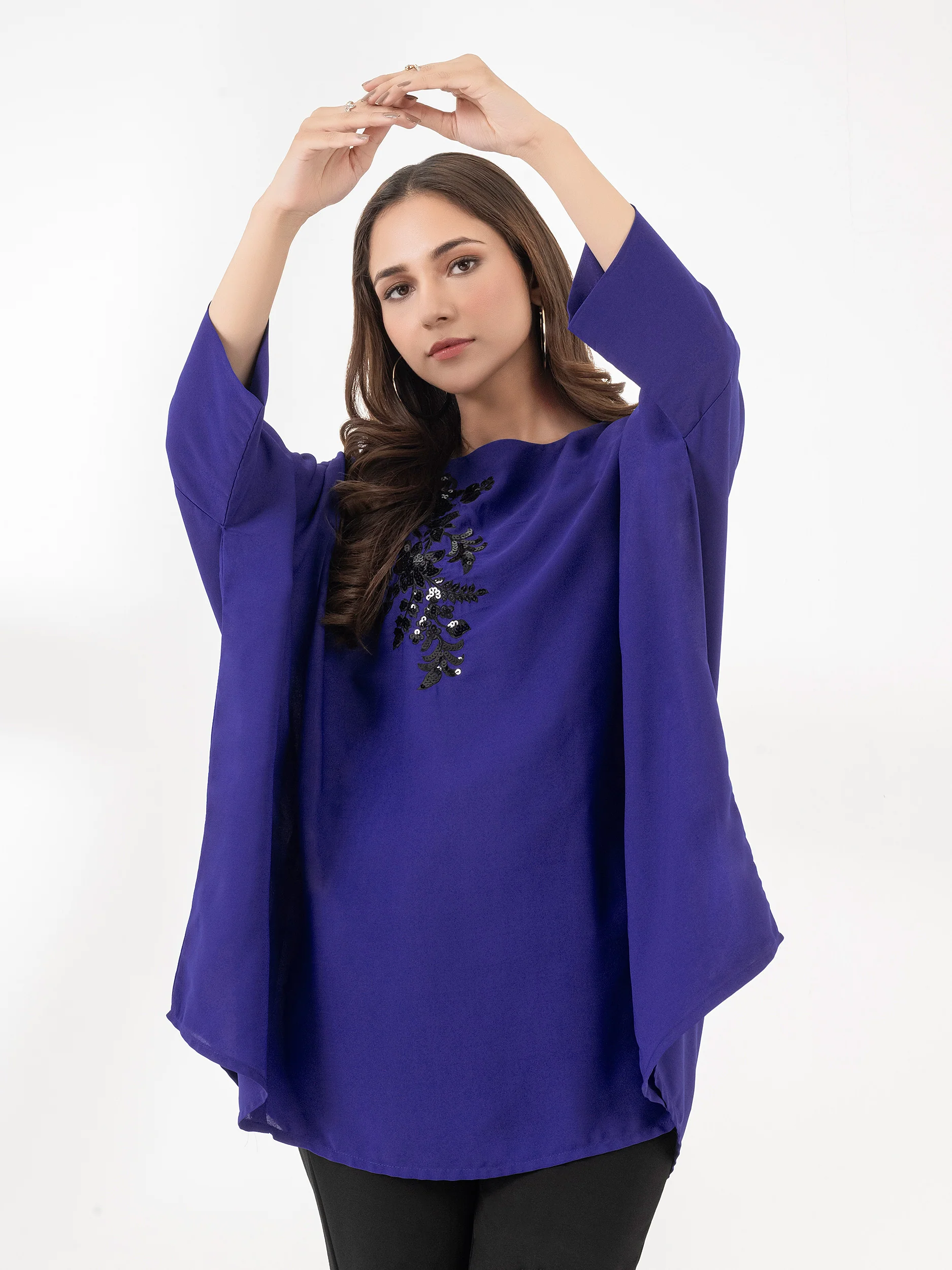 Embroidered Grip Top - Image 3