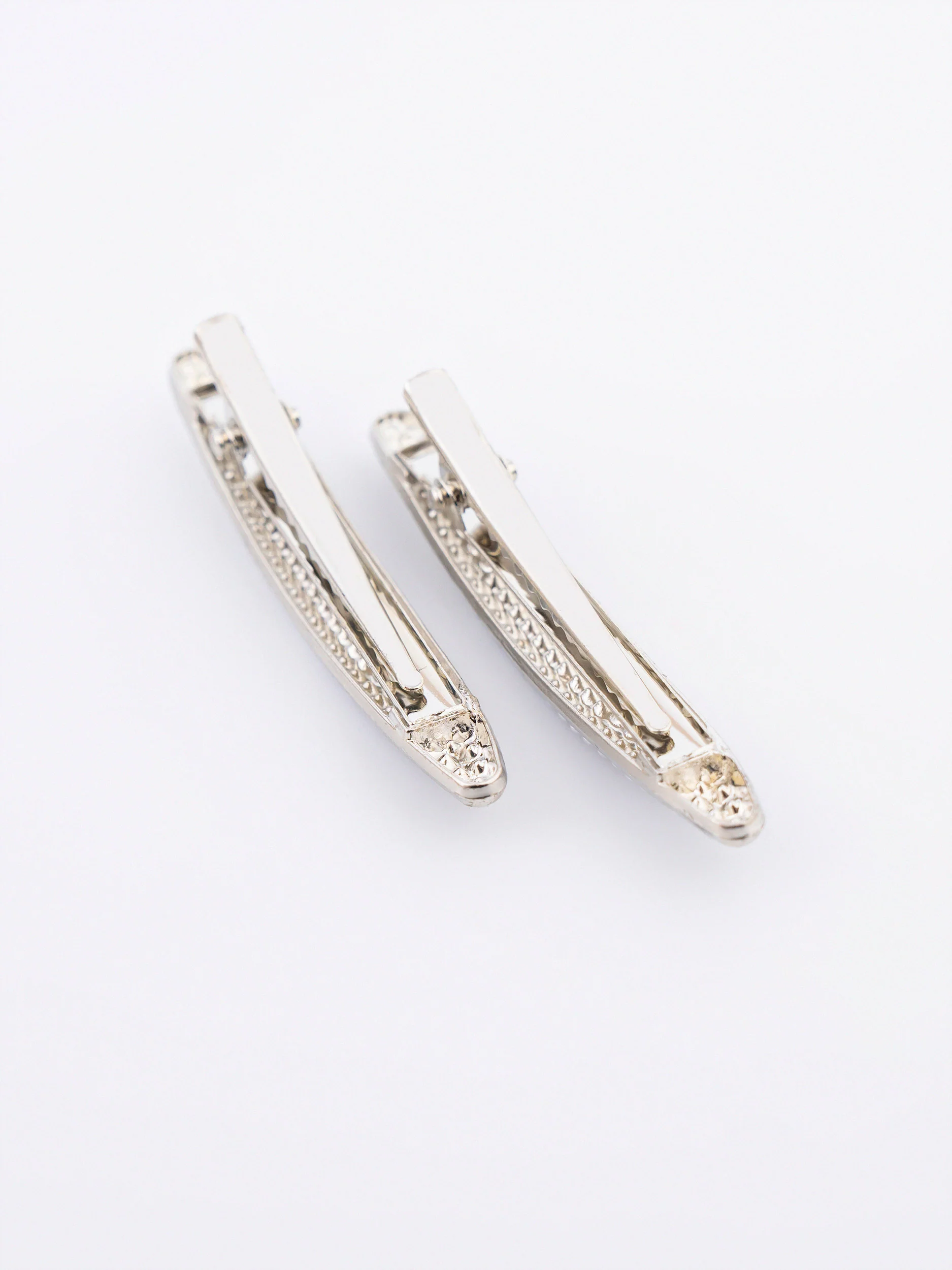Pearl Studded Clips - Image 4