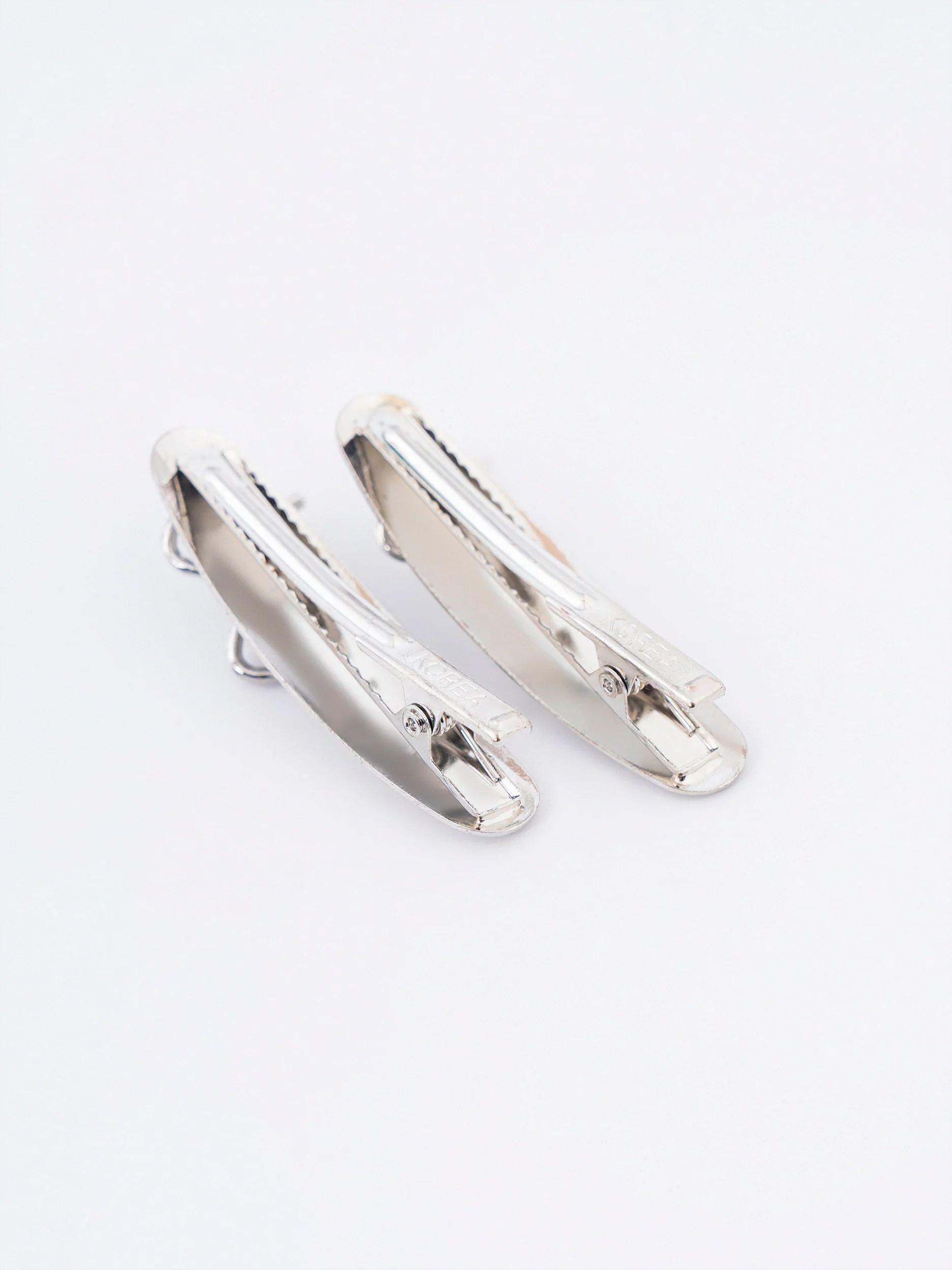 Matte Hair Clips - Image 4