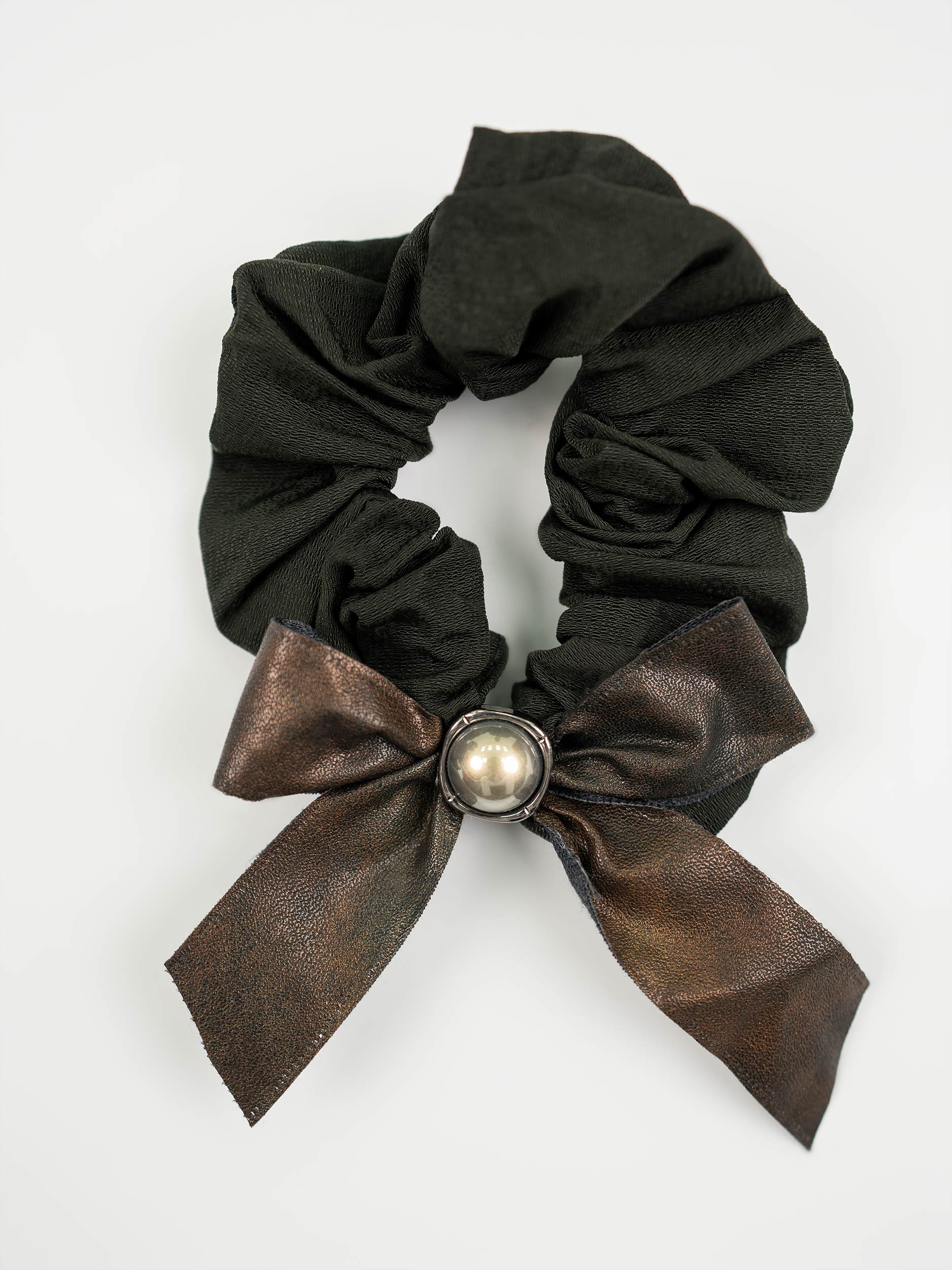 Bow Scrunchie - Image 3