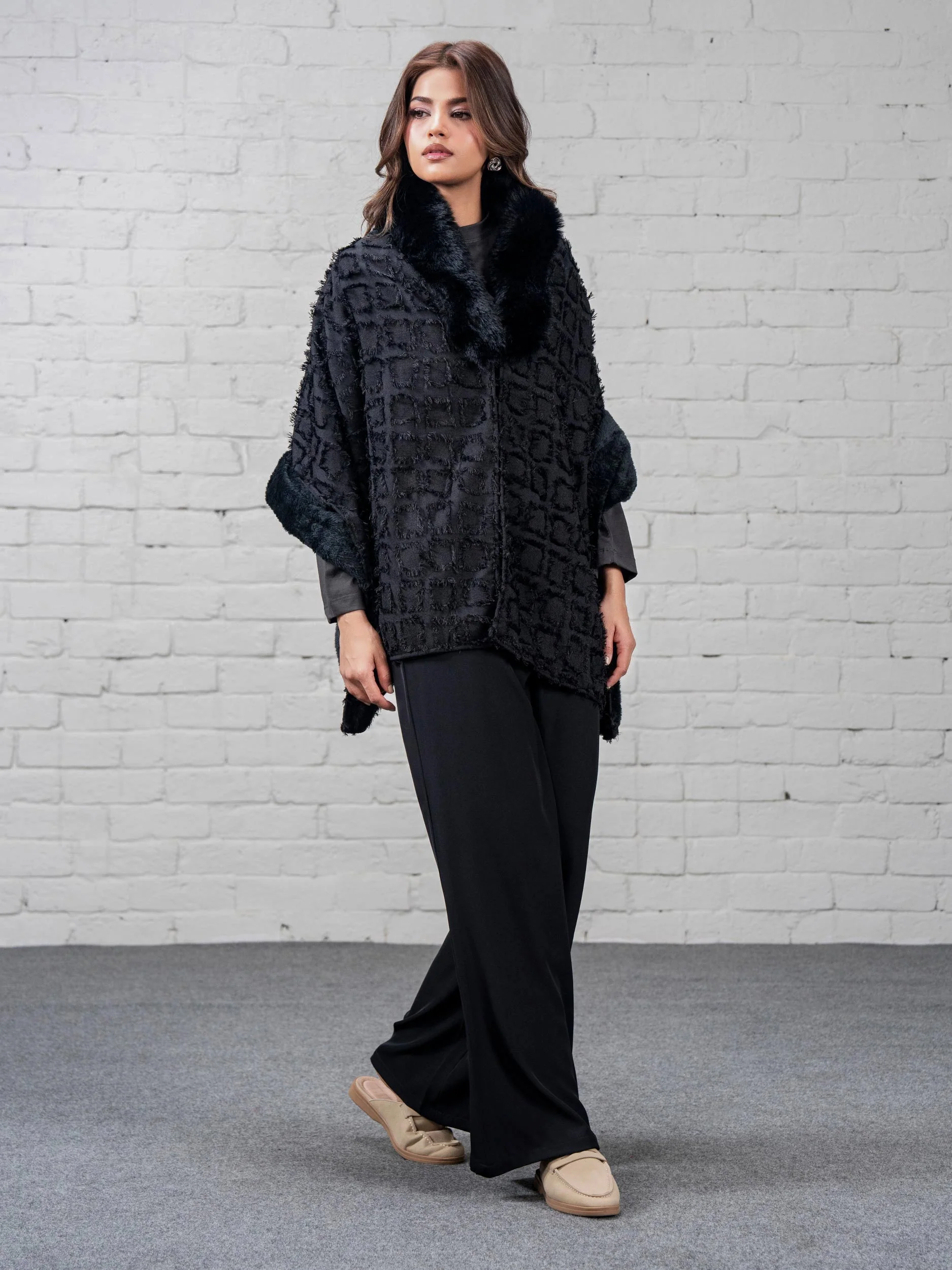Woolen Cape Shawl - Image 2