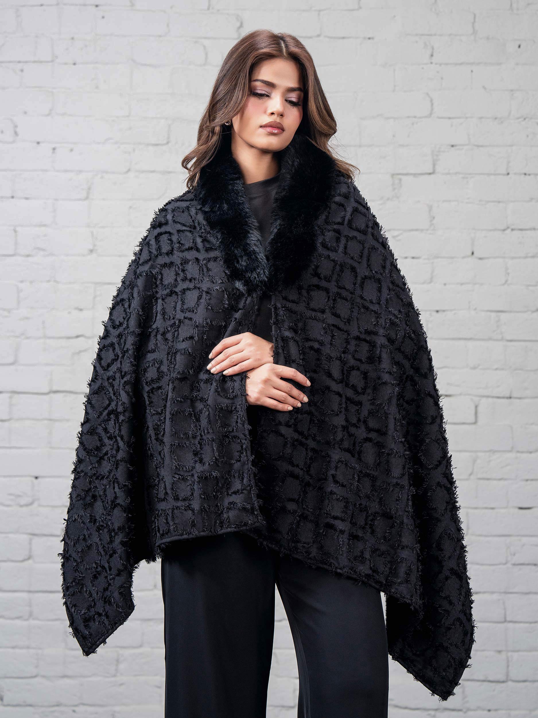 Woolen Cape Shawl - Image 4