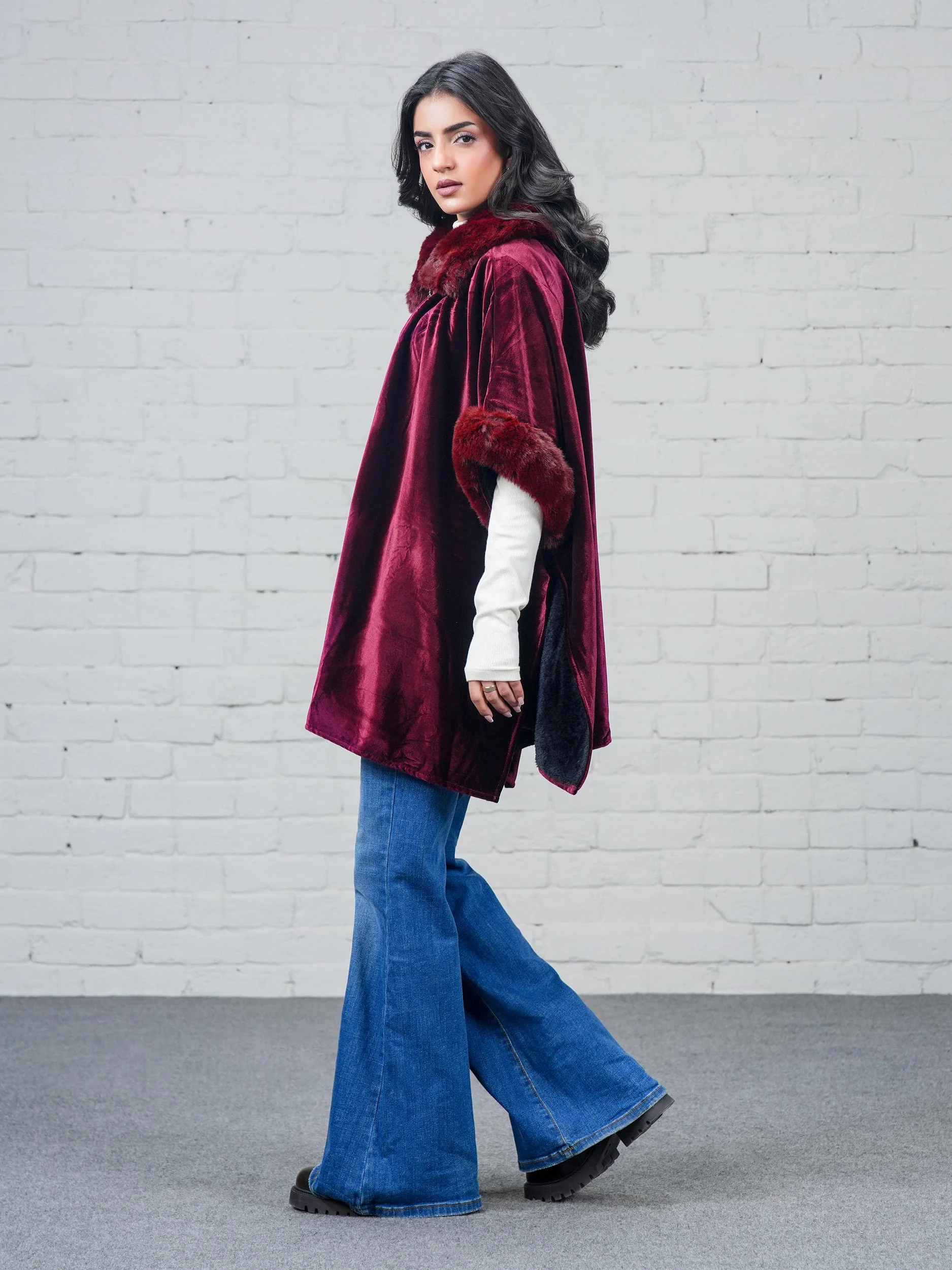 Velvet Cape - Image 2