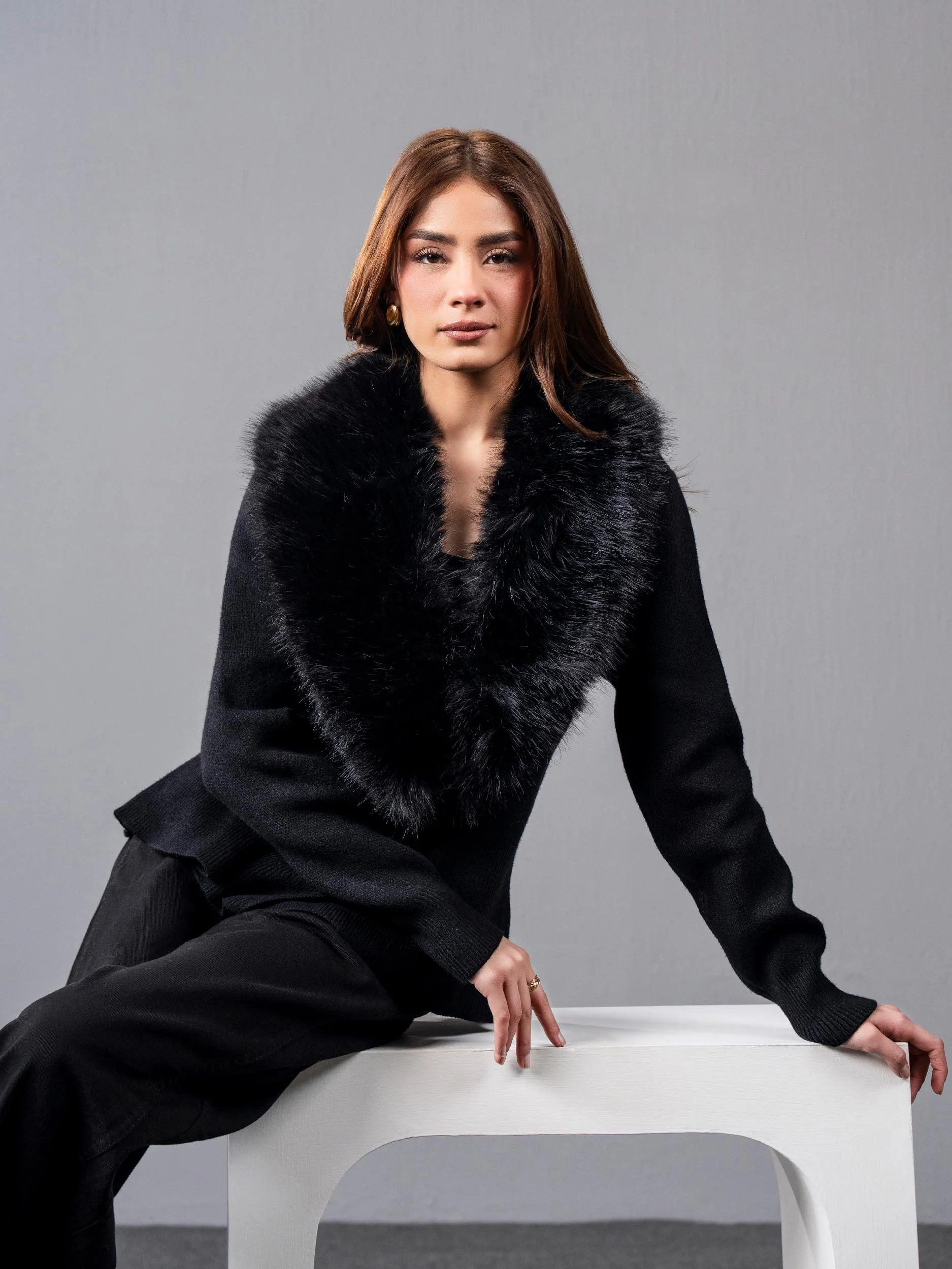 Faux-Fur Sweater - Image 5