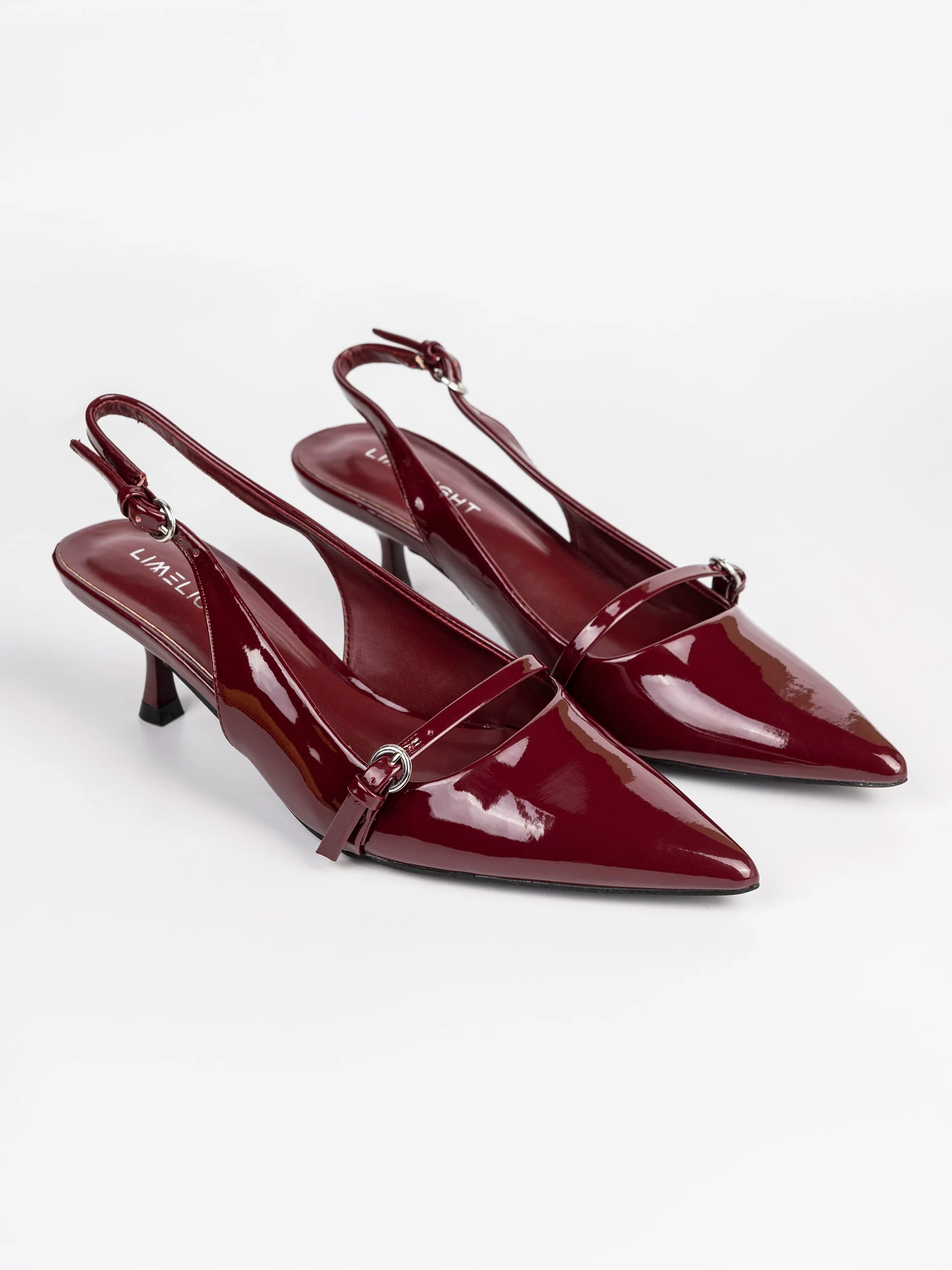 Slingback Courts - Image 2