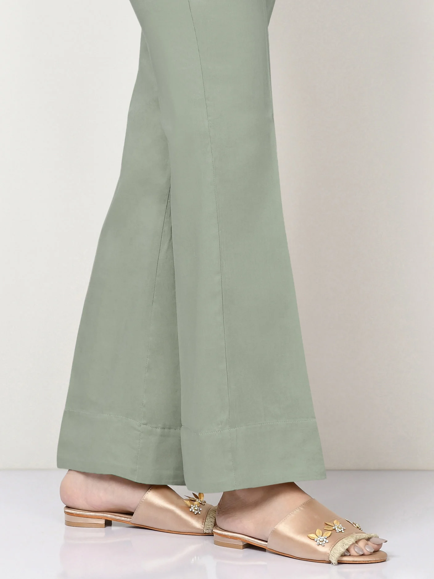 Khaddar Trouser-Dyed (Unstitched) - Image 4