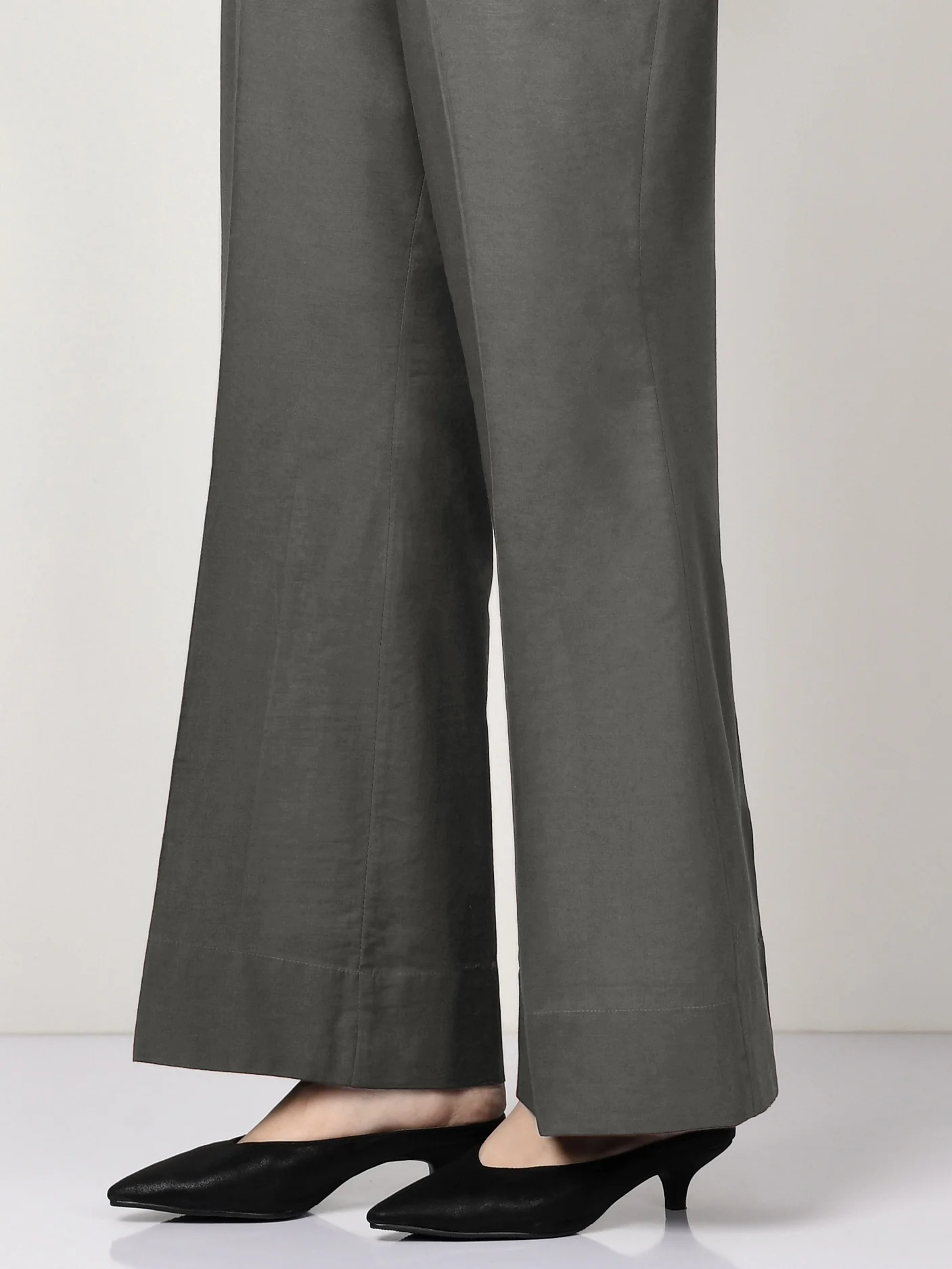 Khaddar Trouser-Dyed (Unstitched) - Image 3
