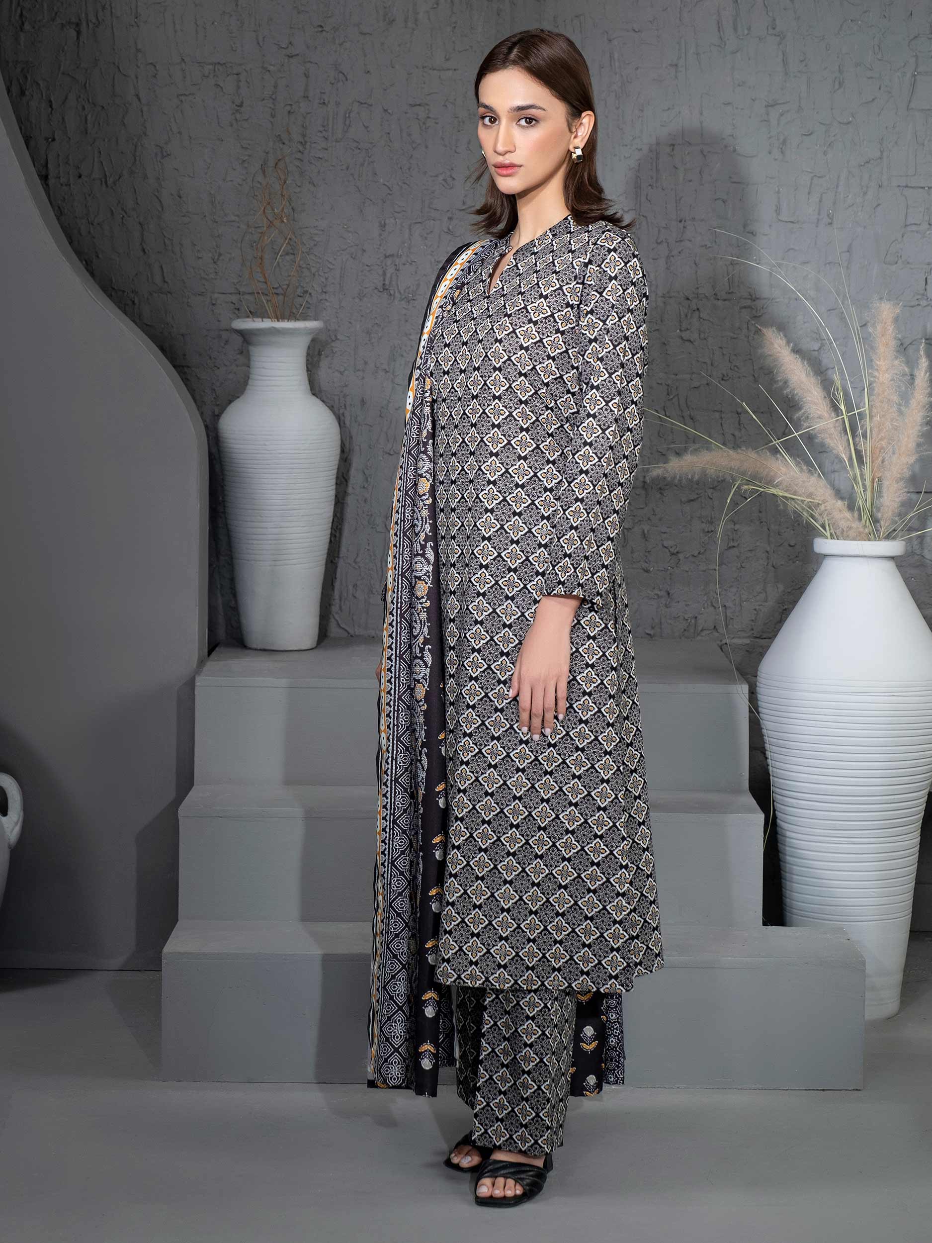 3 Piece Khaddar Suit-Printed (Unstitched) - Image 3