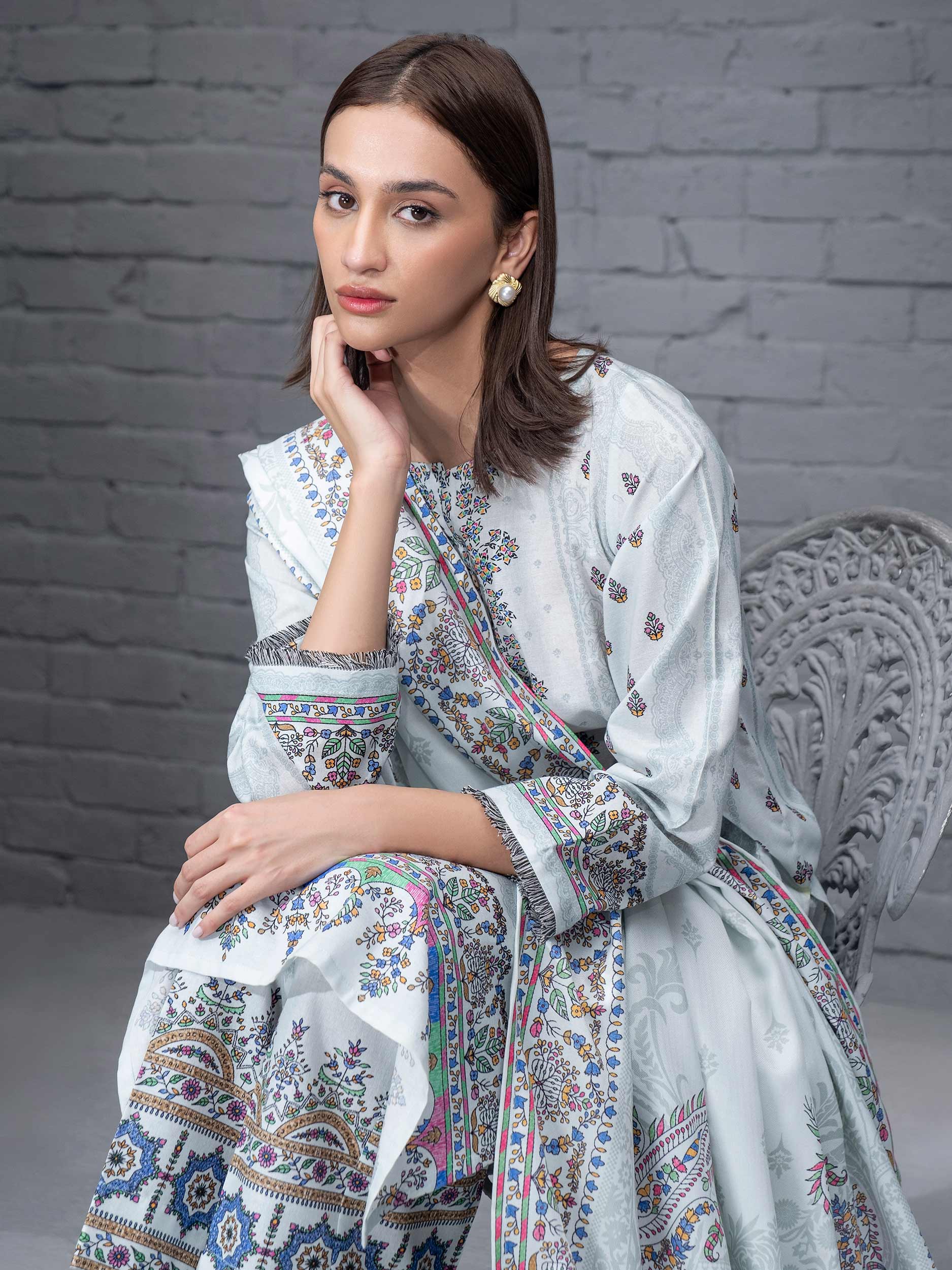3 Piece Khaddar Suit-Printed (Unstitched) - Image 3