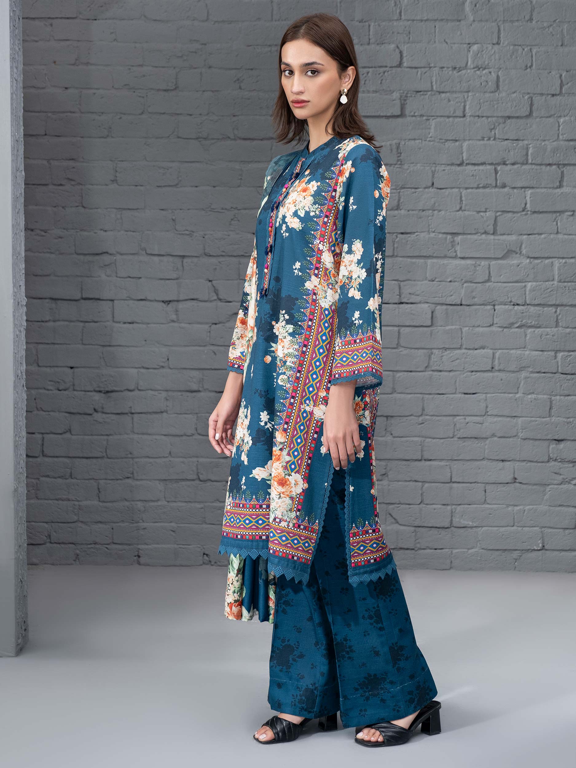 3 Piece Khaddar Suit-Printed (Unstitched) - Image 3