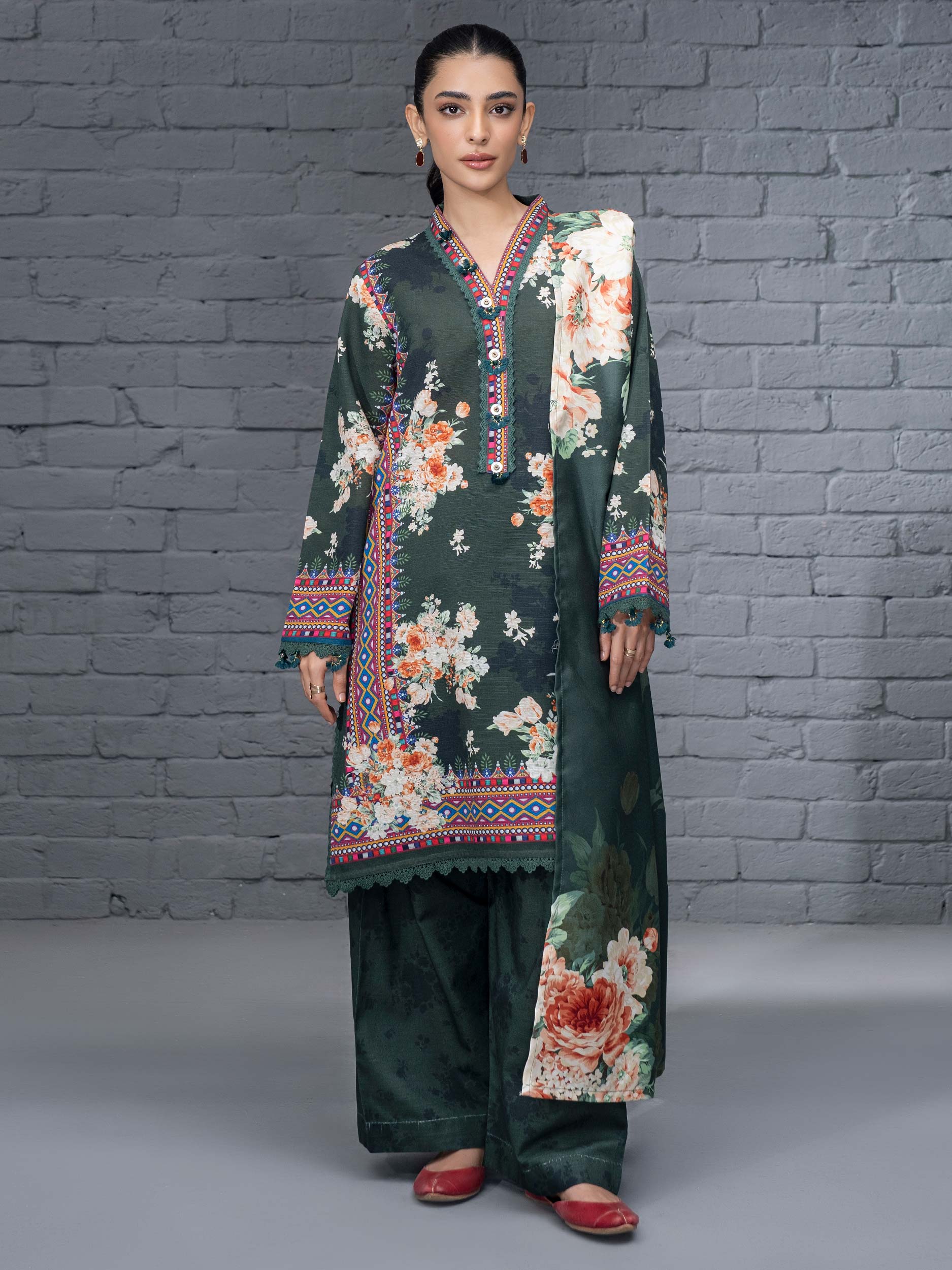 3 Piece Khaddar Suit-Printed (Unstitched) - Image 3