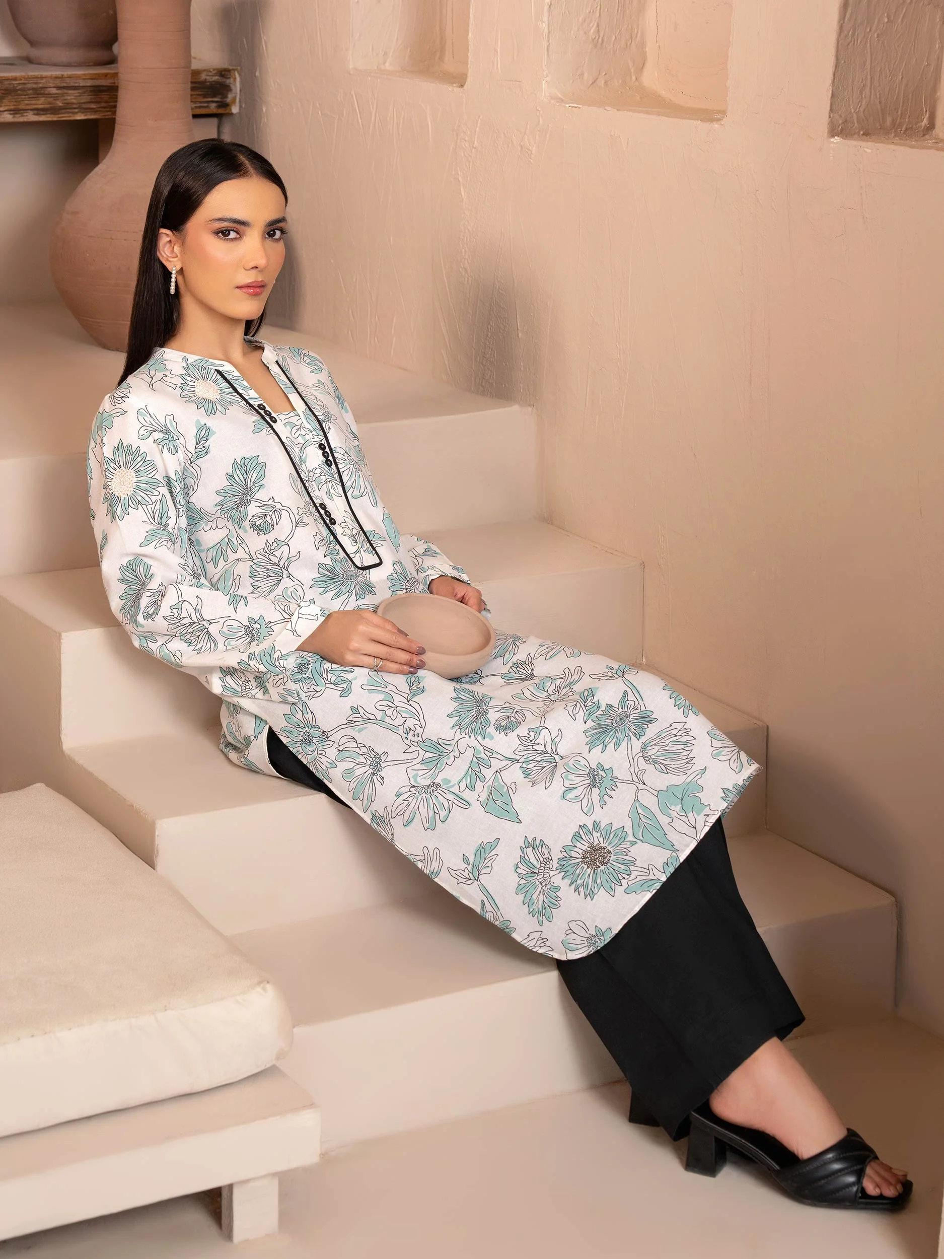 Khaddar Shirt-Paste Print (Unstitched) - Image 4