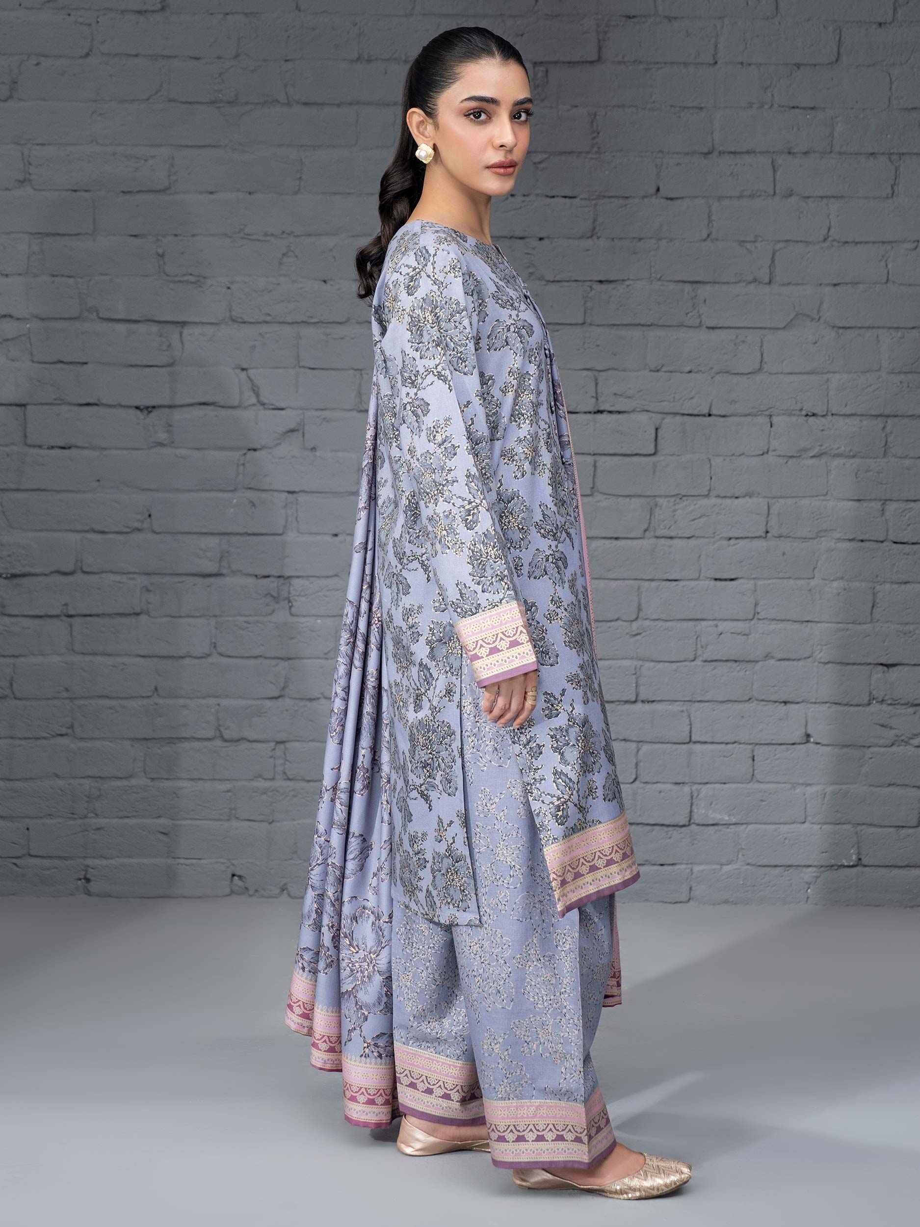 3 Piece Khaddar Suit-Paste Print (Unstitched) - Image 3