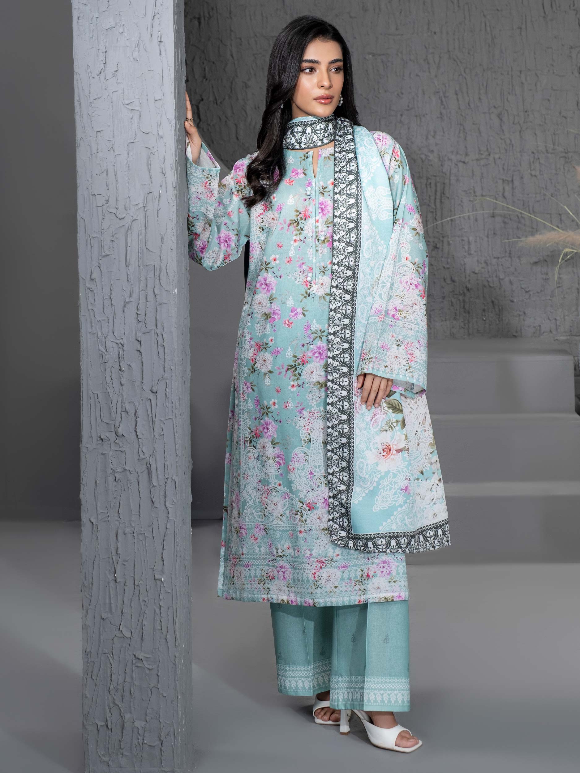 3 Piece Khaddar Suit-Printed (Unstitched) - Image 5