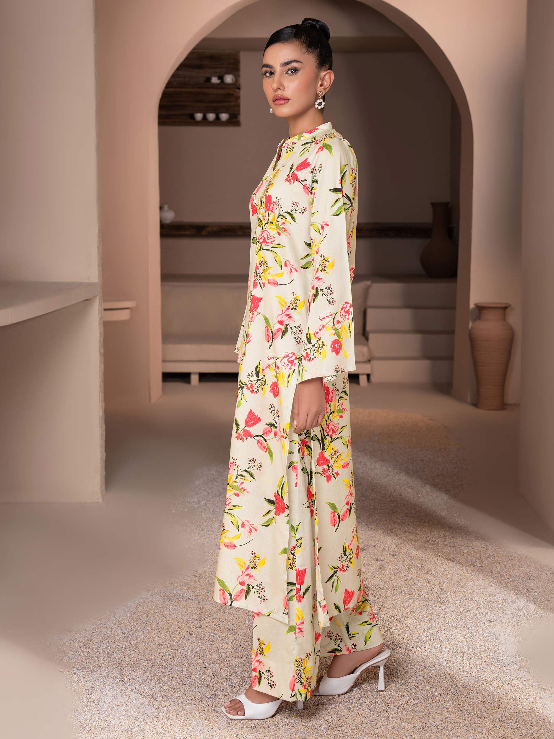 Khaddar Shirt-Printed (Unstitched) - Image 4