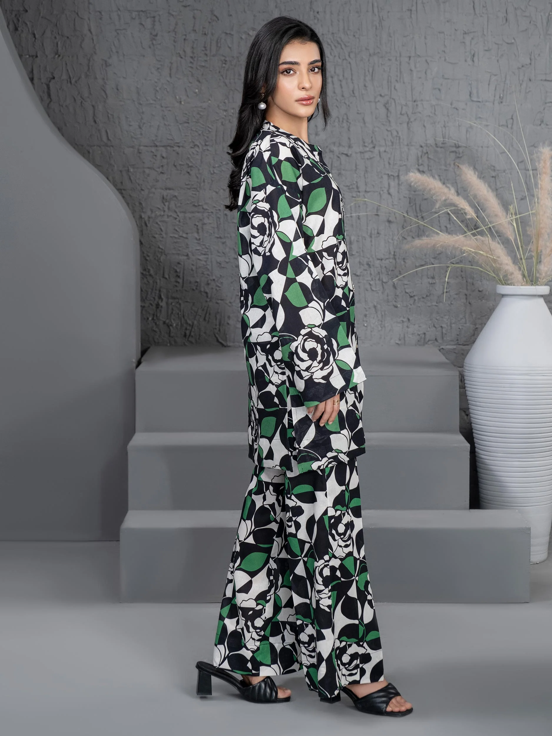 Khaddar Shirt-Printed (Unstitched) - Image 3