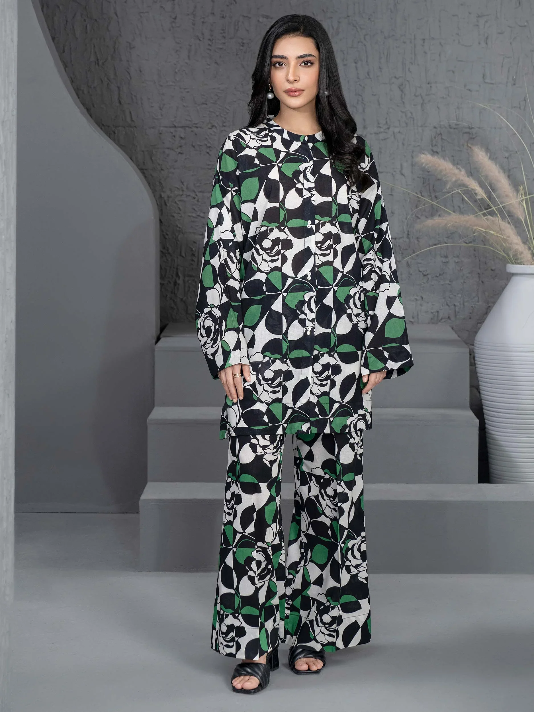 Khaddar Shirt-Printed (Unstitched) - Image 4
