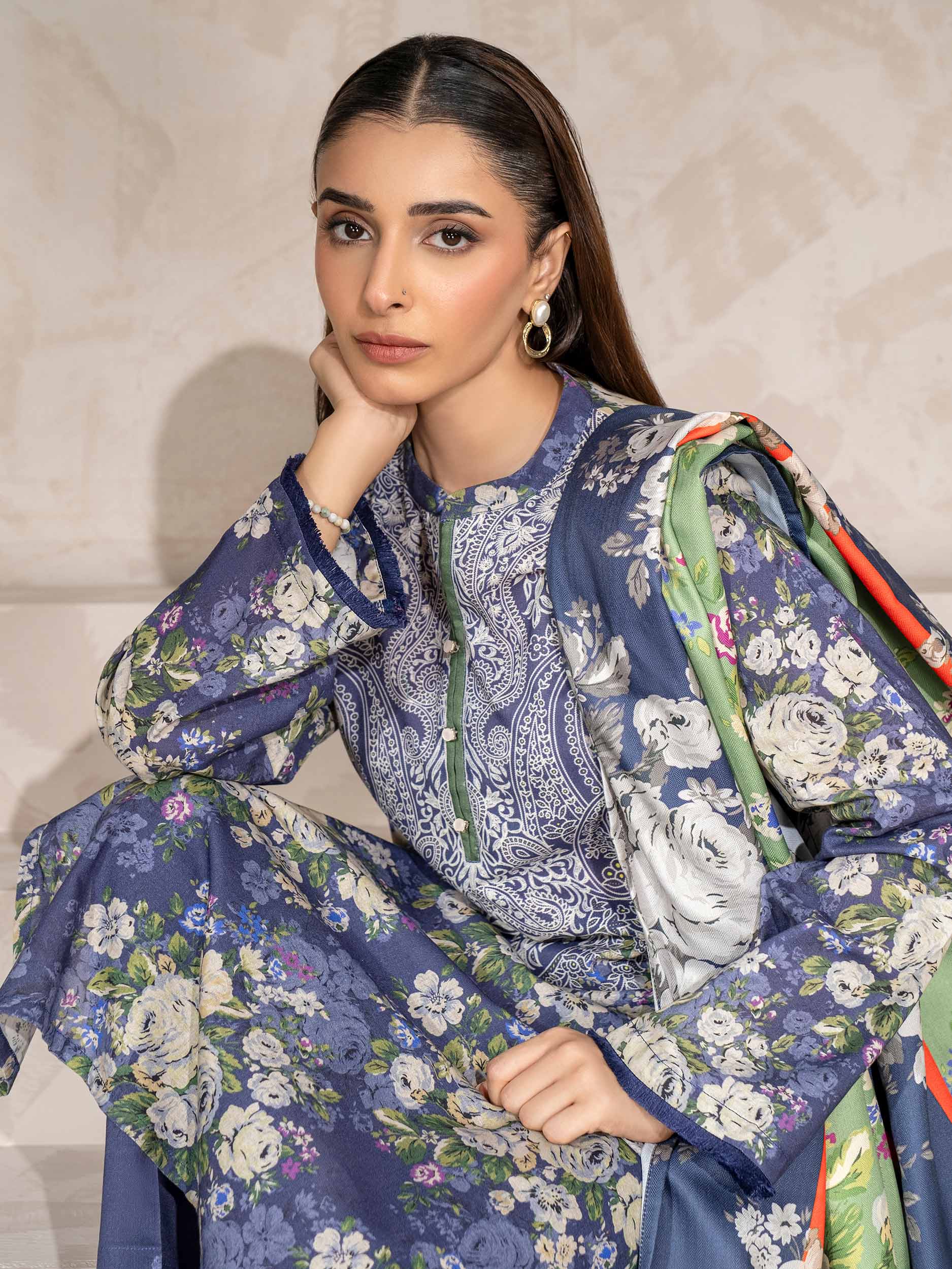 3 Piece Khaddar Suit-Printed (Unstitched) - Image 4