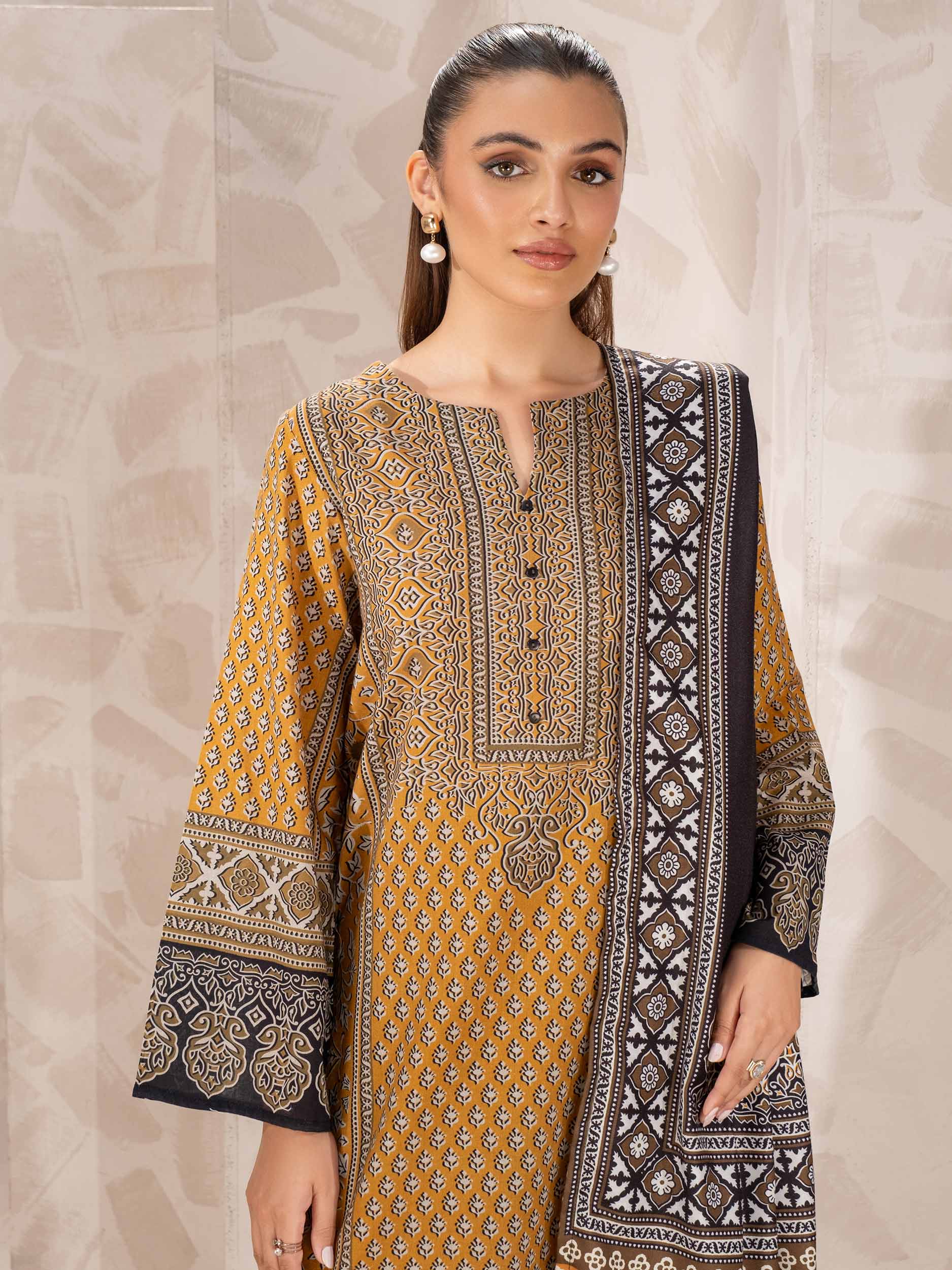 3 Piece Khaddar Suit-Printed (Unstitched) - Image 4