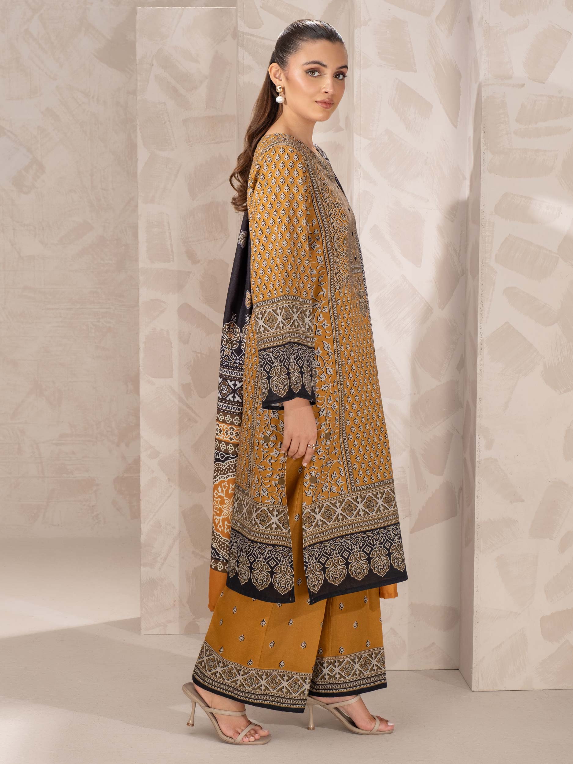 3 Piece Khaddar Suit-Printed (Unstitched) - Image 5