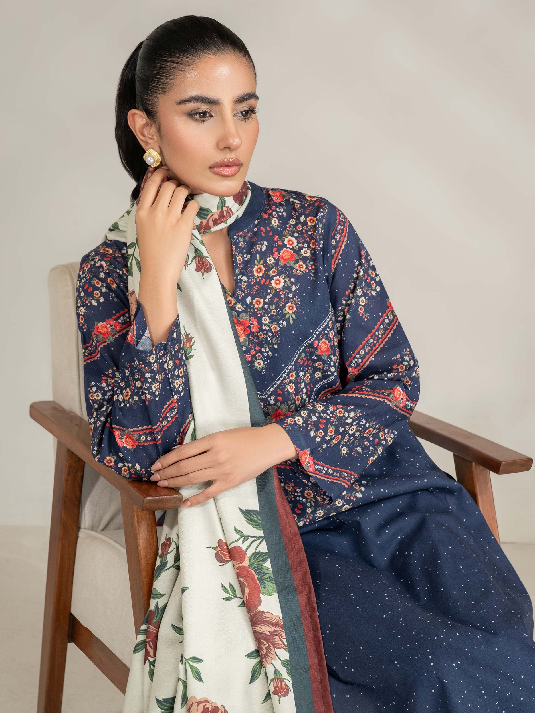 3 Piece Khaddar Suit-Printed (Unstitched) - Image 5