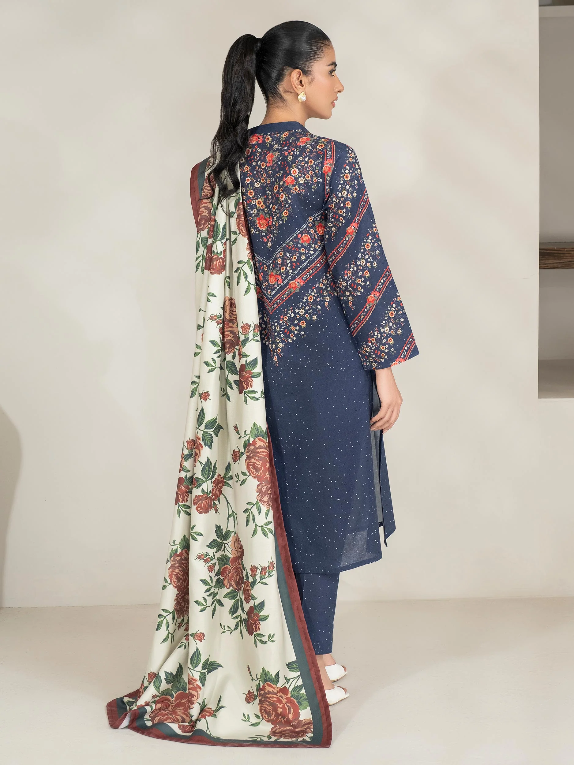 3 Piece Khaddar Suit-Printed (Unstitched) - Image 8