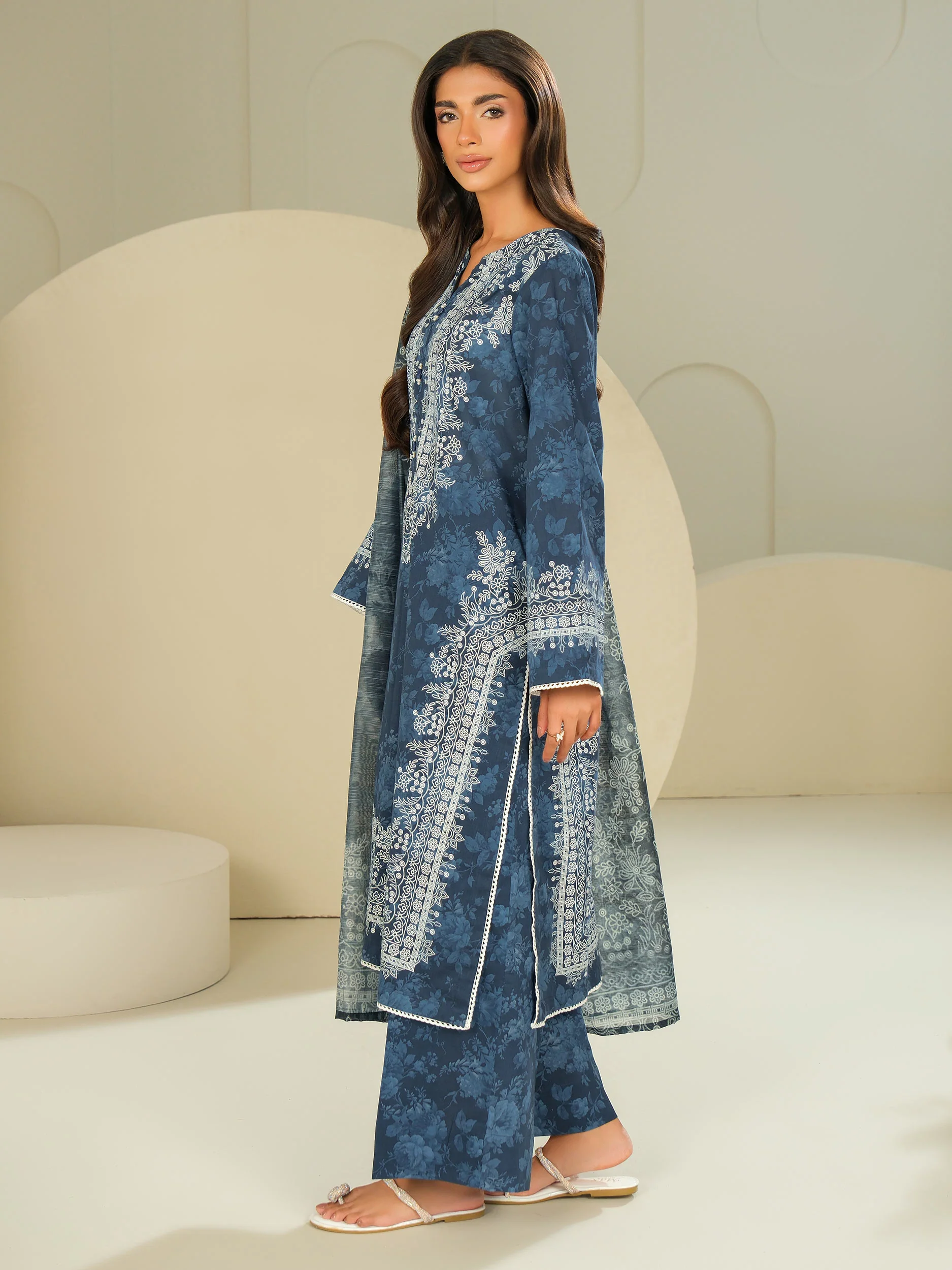 3 Piece Lawn Suit-Paste Print (Unstitched) - Image 4