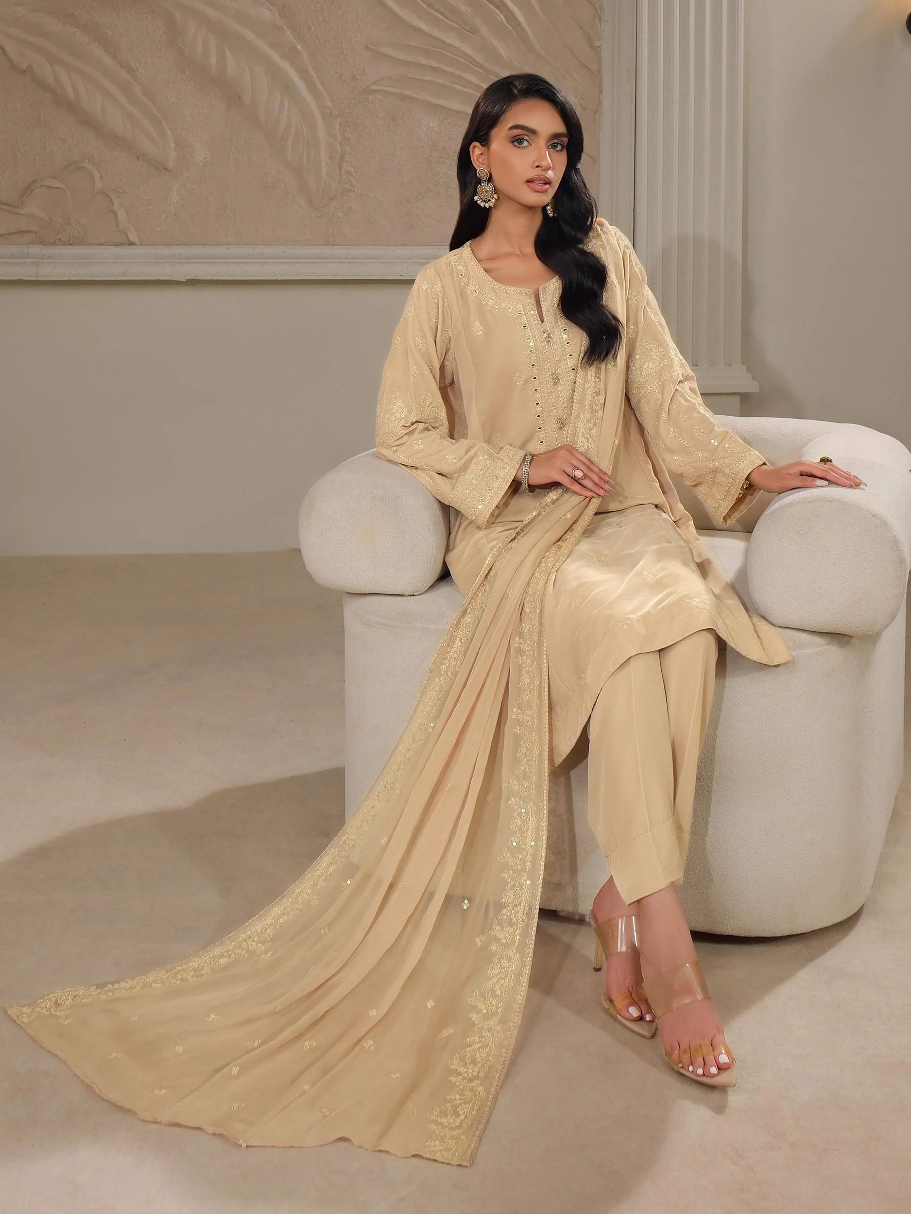 3 Piece Velvet Suit-Embroidered (Unstitched) - Image 2