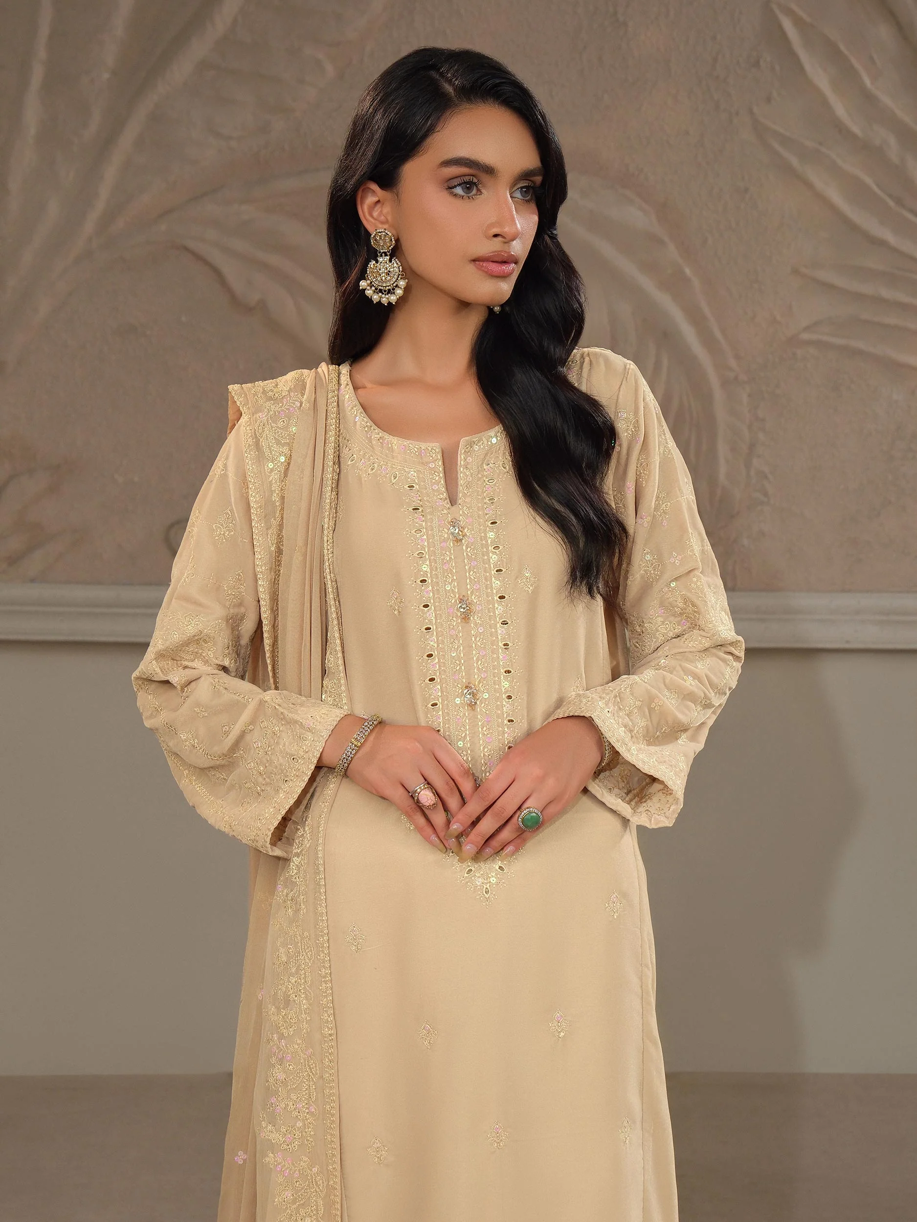 3 Piece Velvet Suit-Embroidered (Unstitched) - Image 5